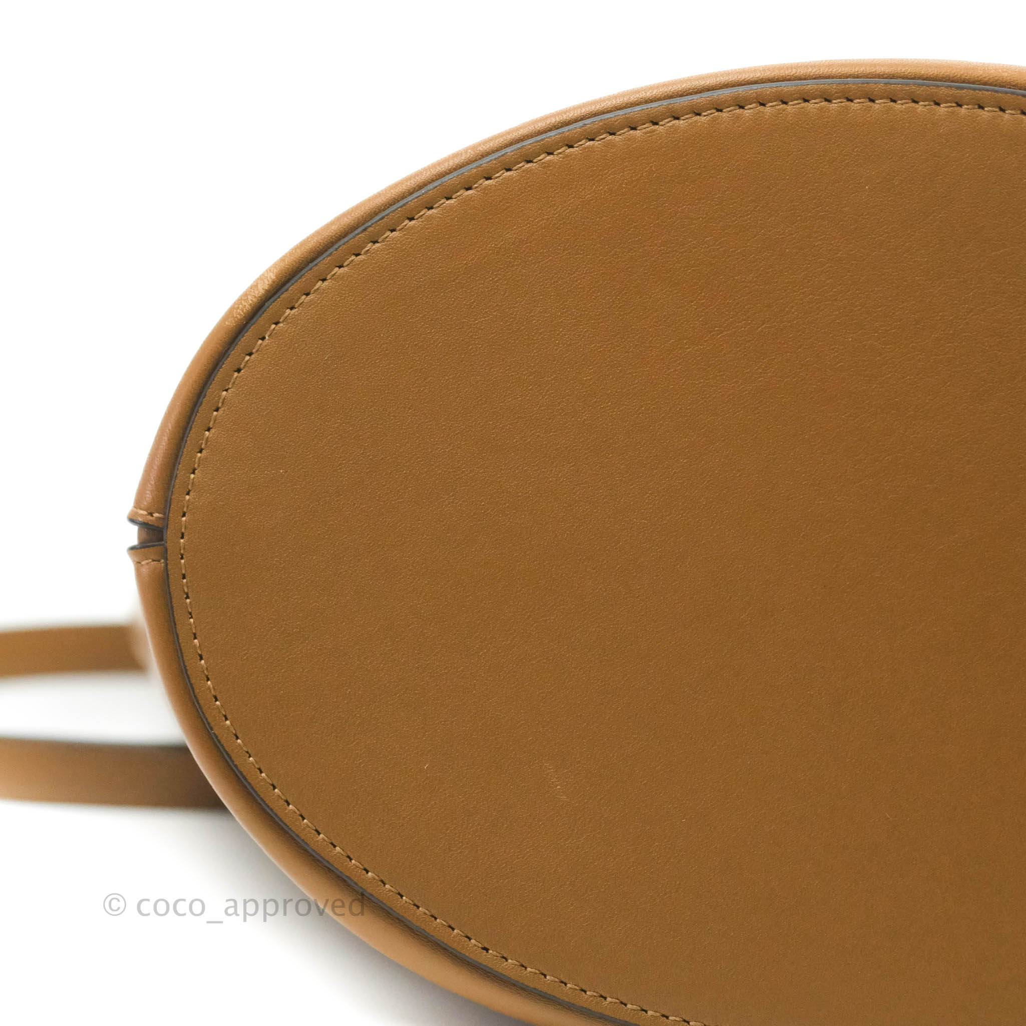 Clasp bucket leather handbag Celine Brown in Leather - 33111222