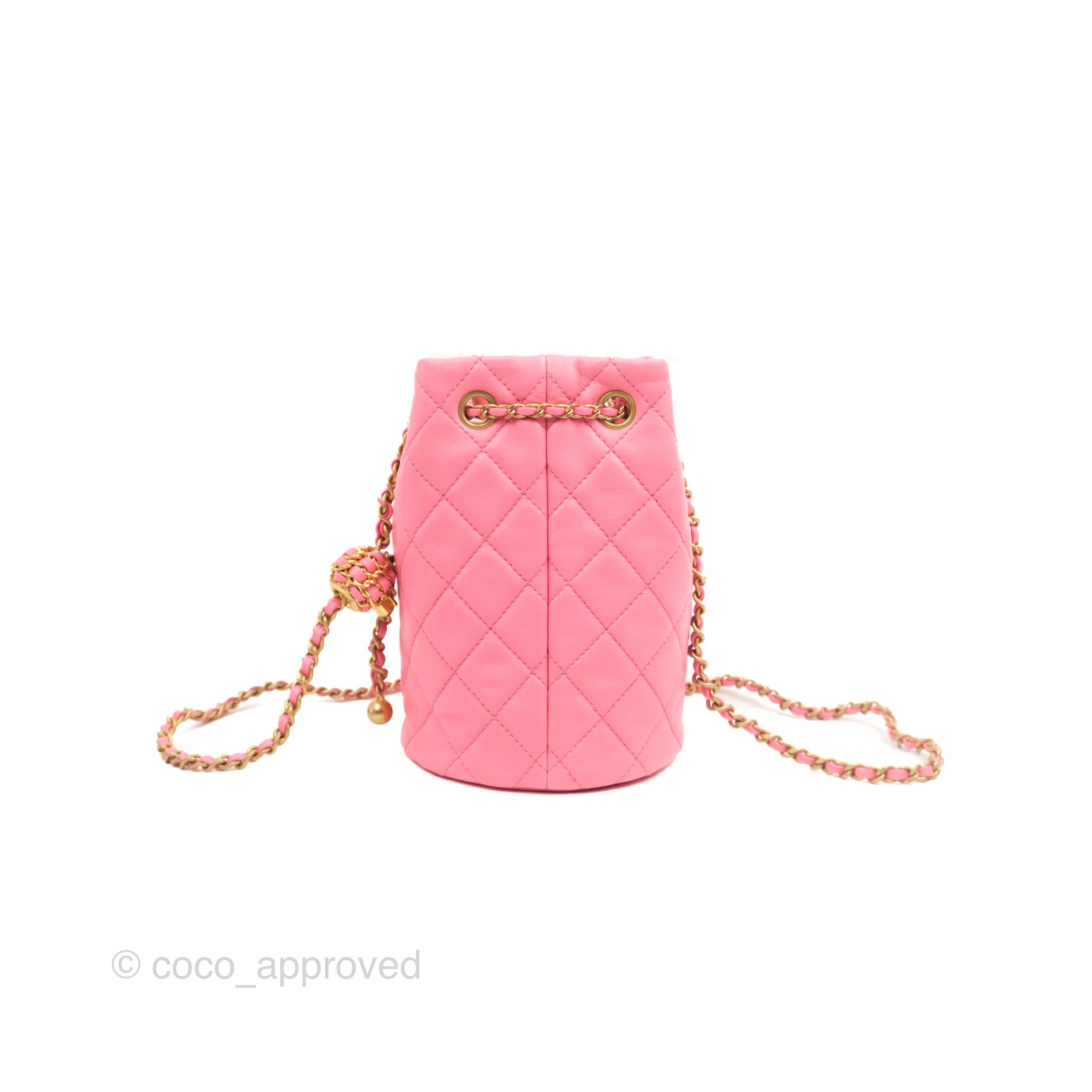 Chanel Quilted Crystal Pearl Crush Drawstring Bucket Bag Pink Lambskin –  Coco Approved Studio