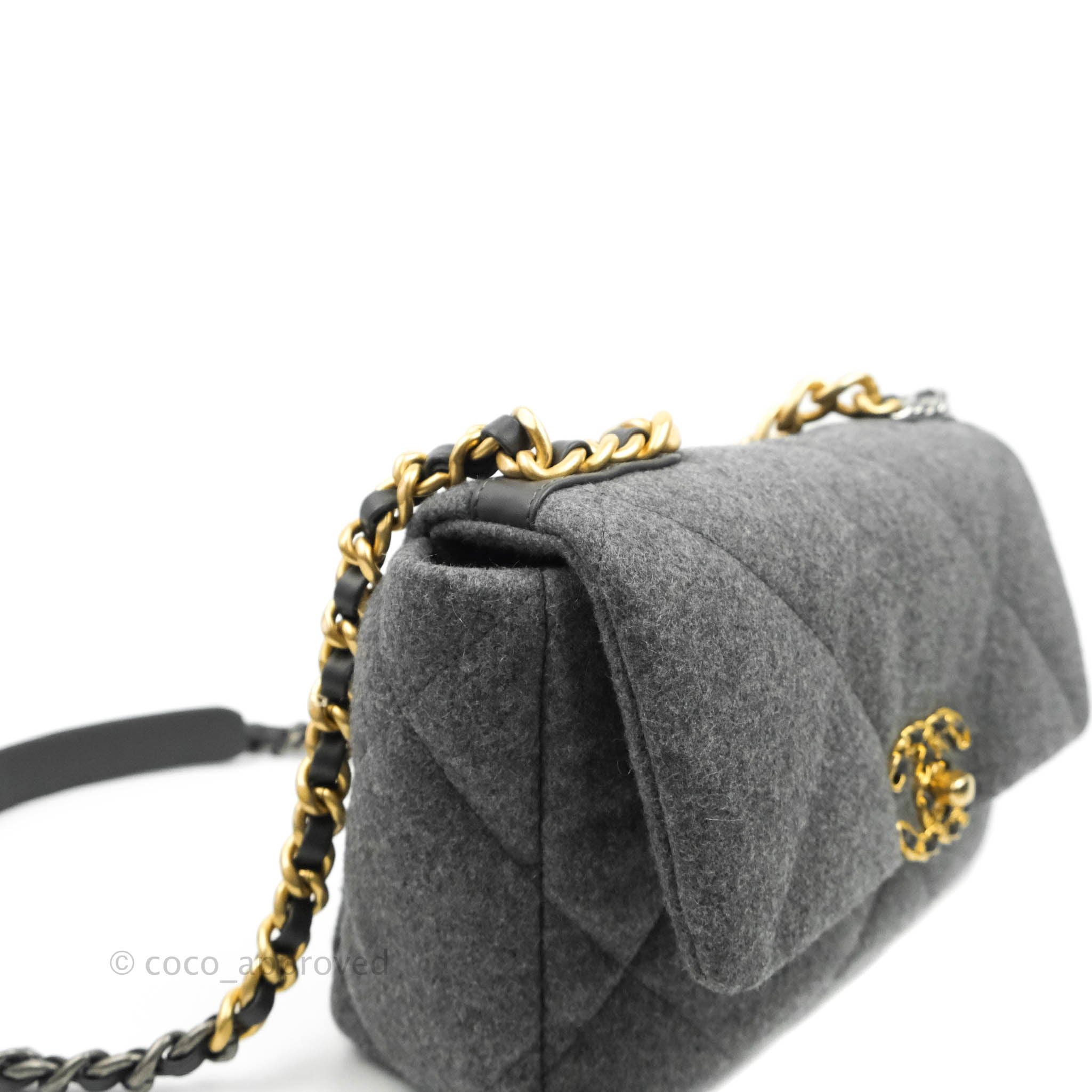 chanel grey handbag