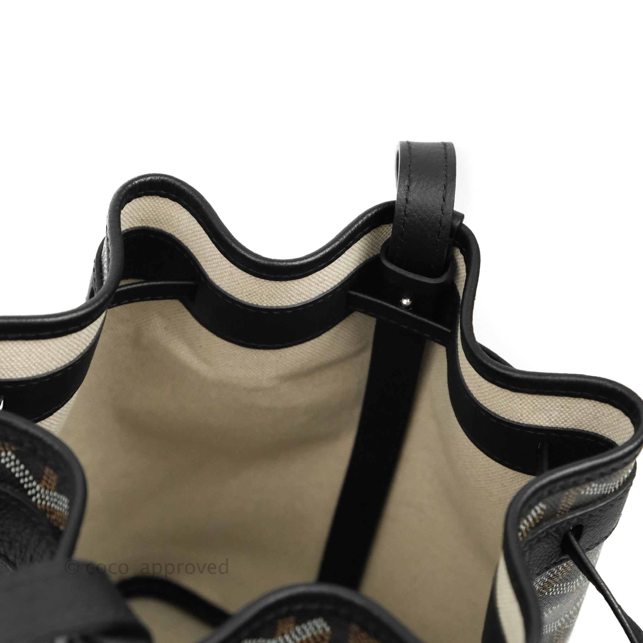 Goyard Petit Flot Black & Natural Drawstring Bucket Bag – Coco Approved  Studio