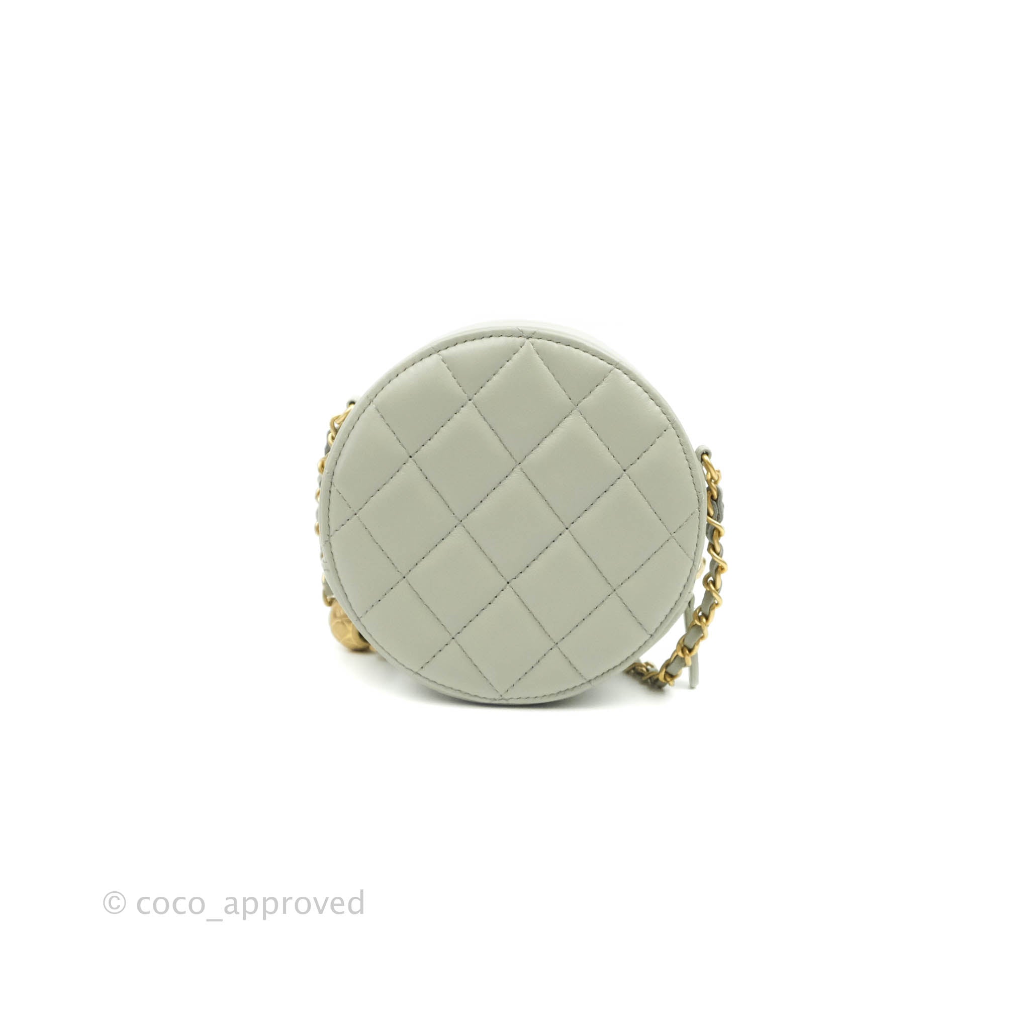 Chanel Quilted Round Pearl Crush Clutch With Chain Grey Lambskin Aged –  Coco Approved Studio