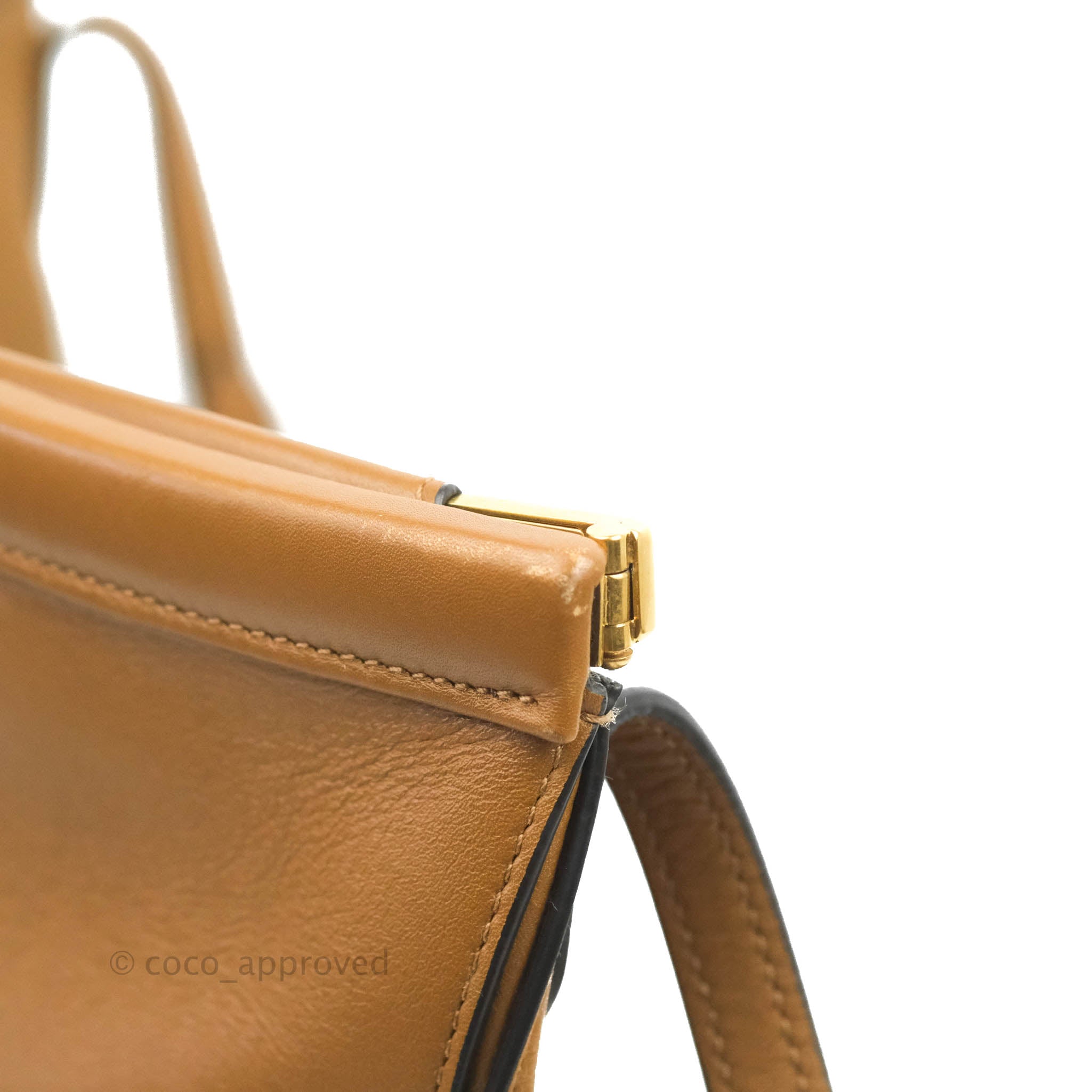Clasp bucket leather handbag Celine Brown in Leather - 30051316