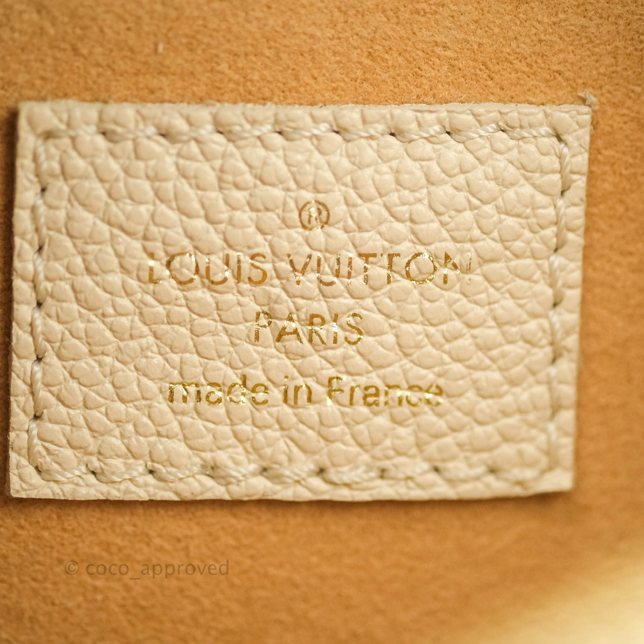LOUIS VUITTON Empreinte Monogram Giant Multi Pochette Accessories Cream  1290133