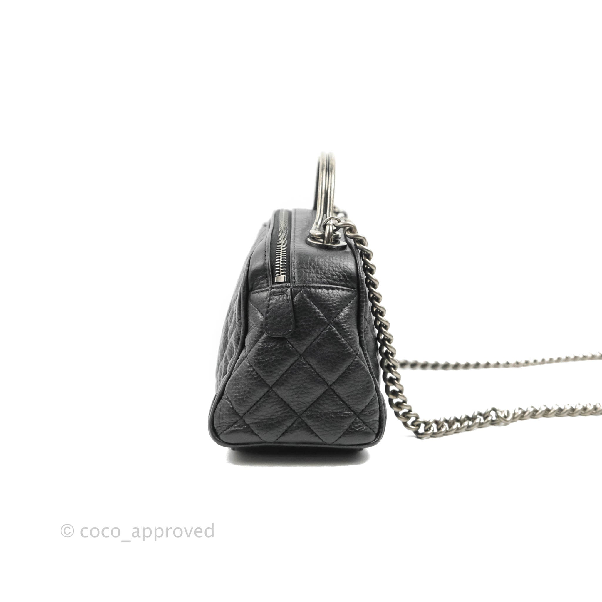 CHANEL BOWLING BAG Black Quilted Grained Leather Authenticity -  Norway
