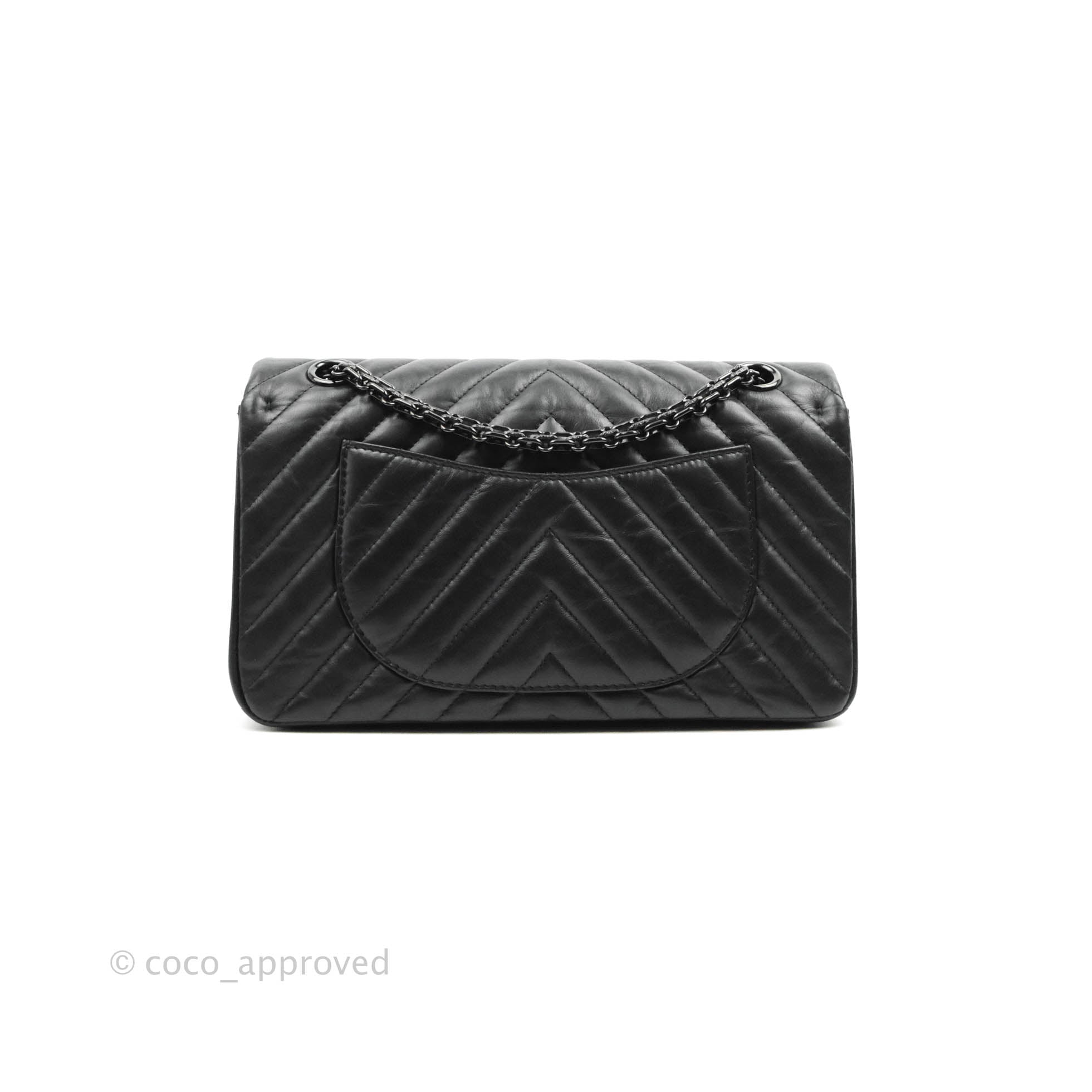 Chanel Reissue 225 Chevron Aged Calfskin So Black – Coco Approved Studio