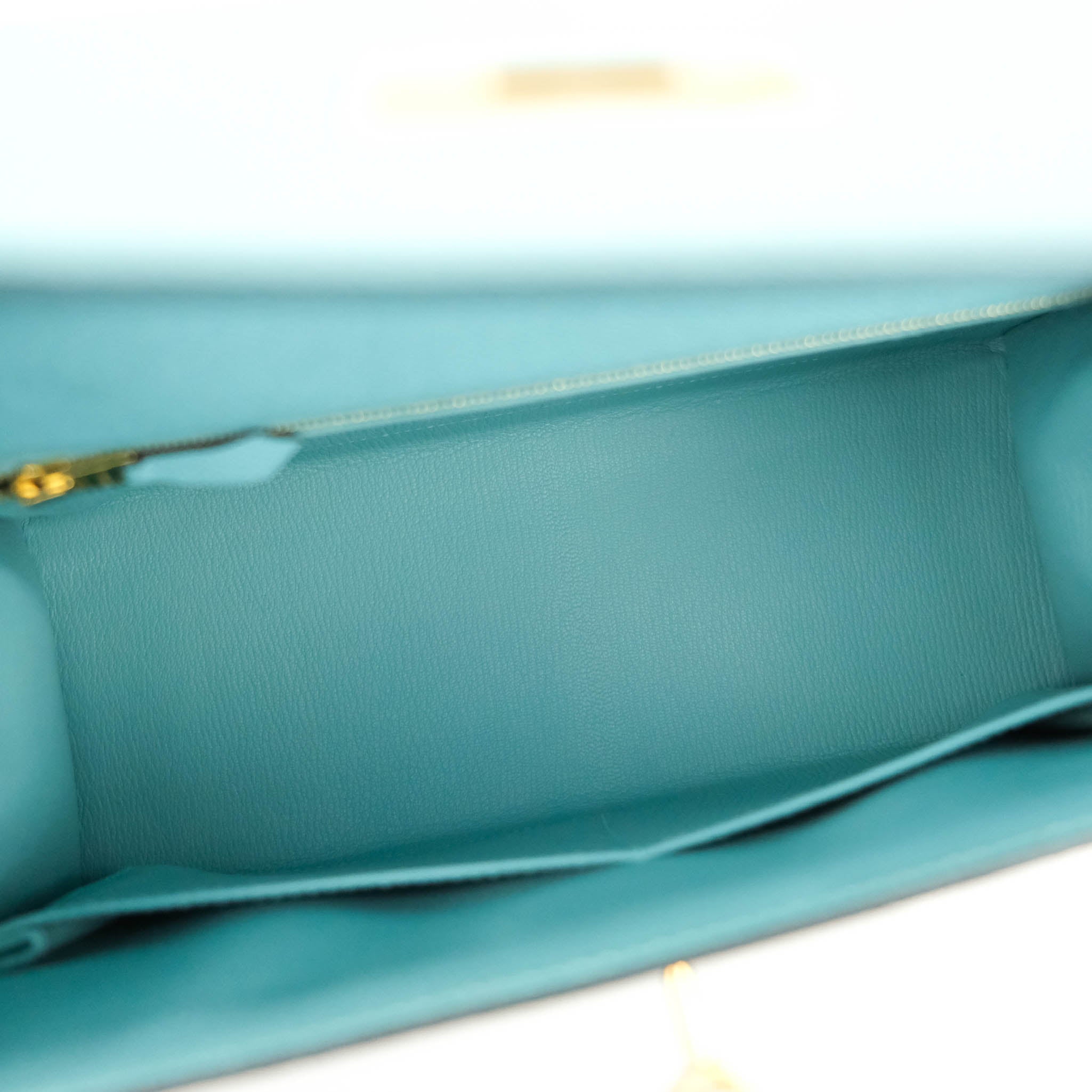 Hermès Kelly Sellier 28 In Sesame, Etoupe, And Bleu Indigo Epsom
