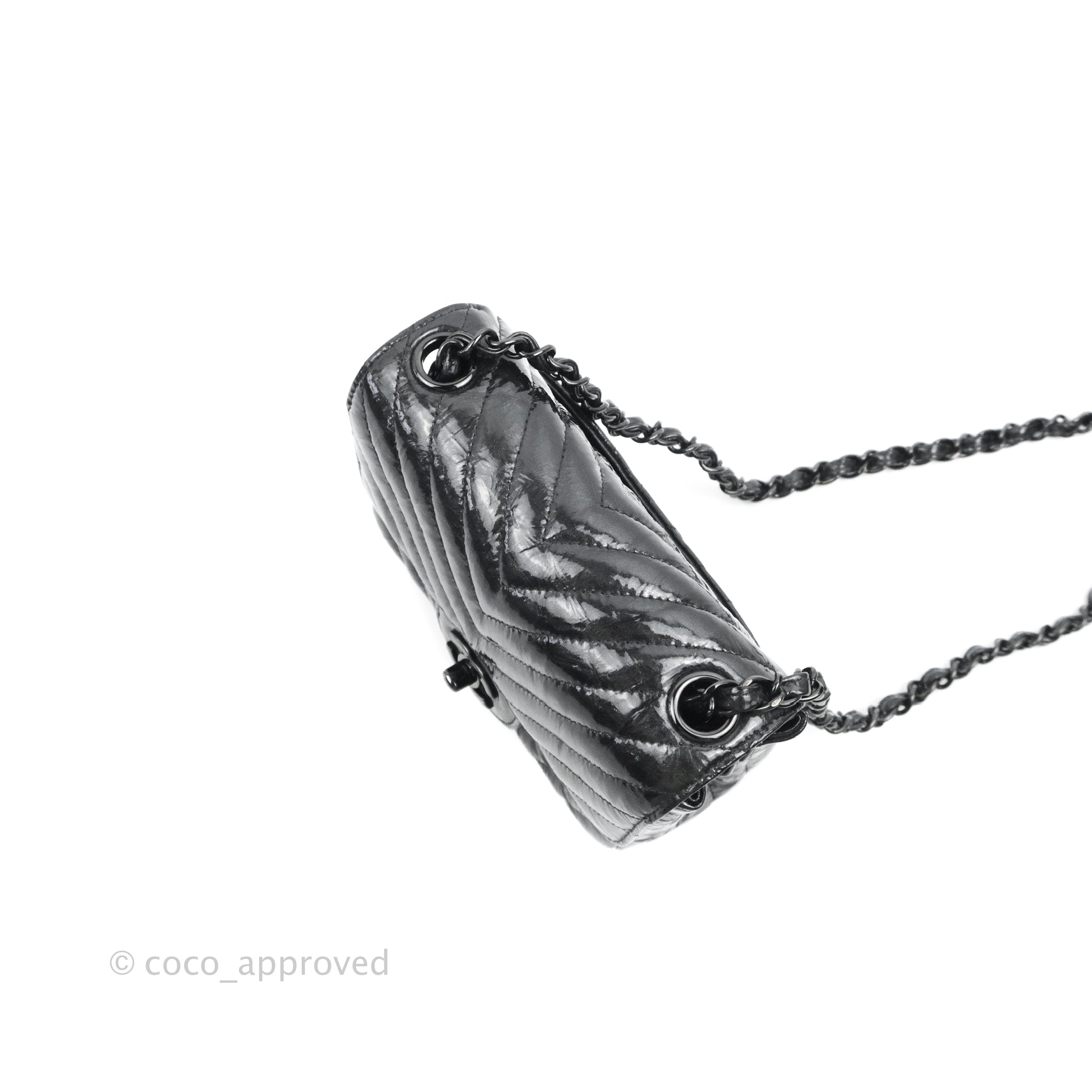 Chanel Mini Flap Bag In Black Patent Calfskin - Praise To Heaven