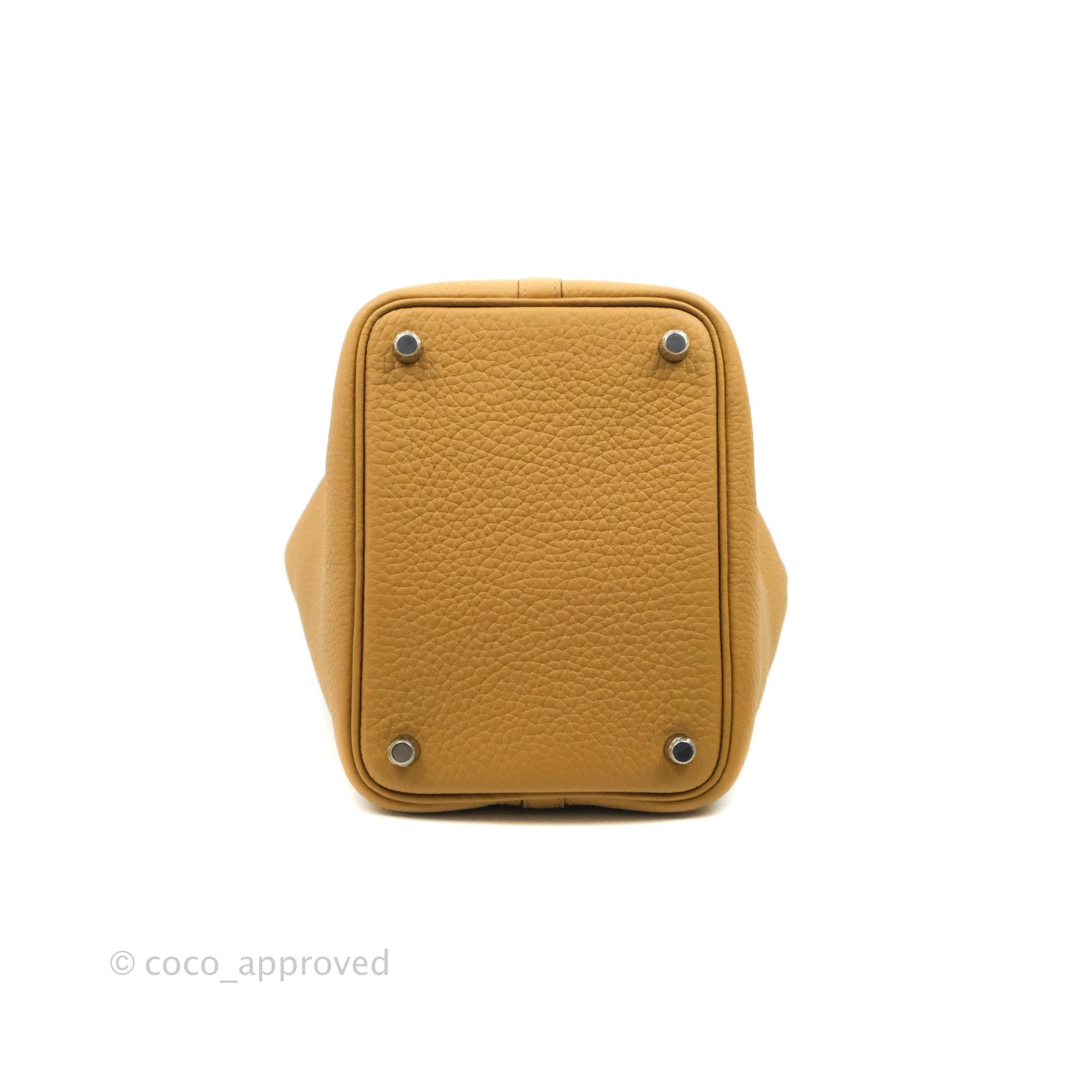 Hermes Picotin Lock 18 Biscuit Clemence Gold Hardware – Madison Avenue  Couture