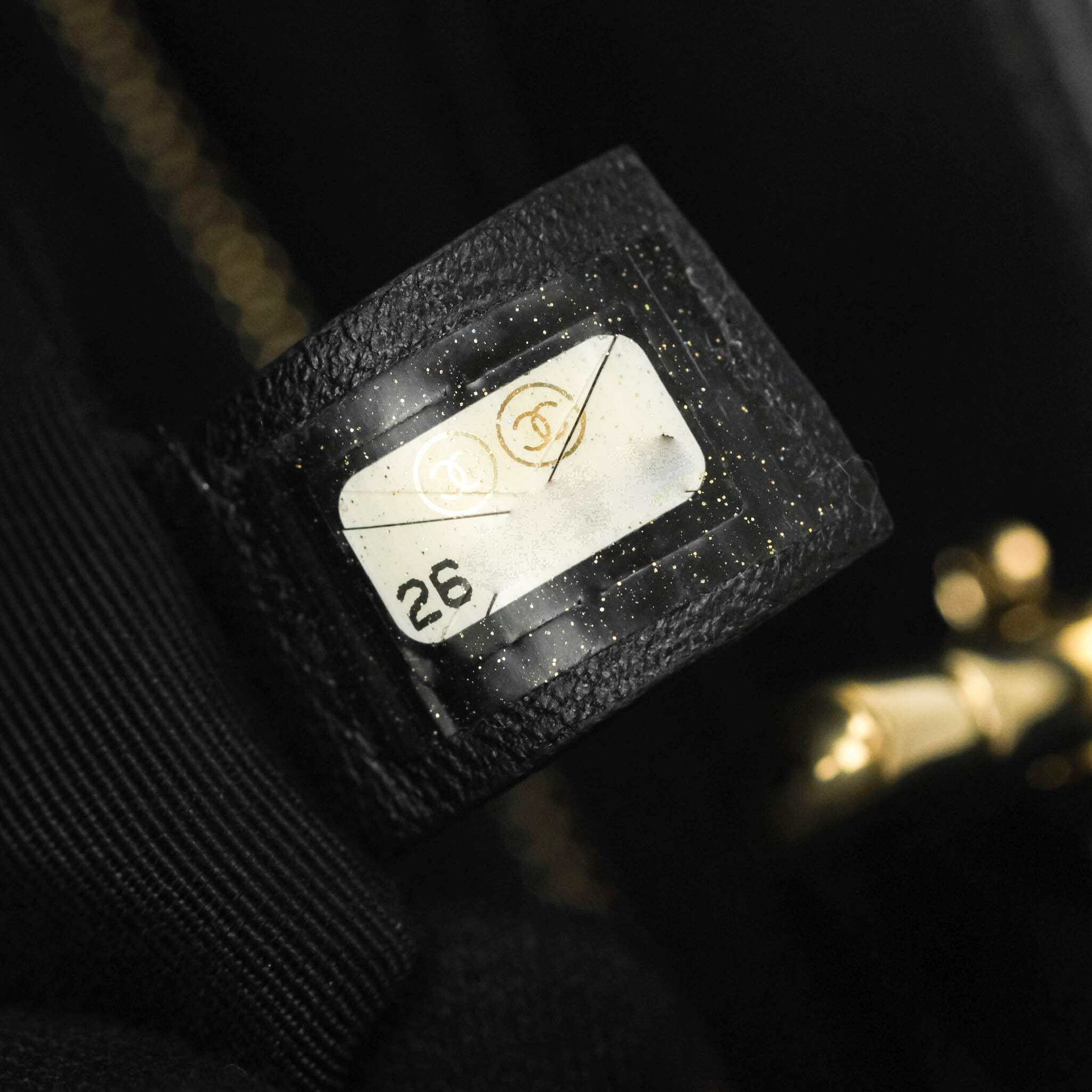 Chanel 31 large shopping bag , Shiny crumpled calfskin & gold-tone metal,  black — Fashion