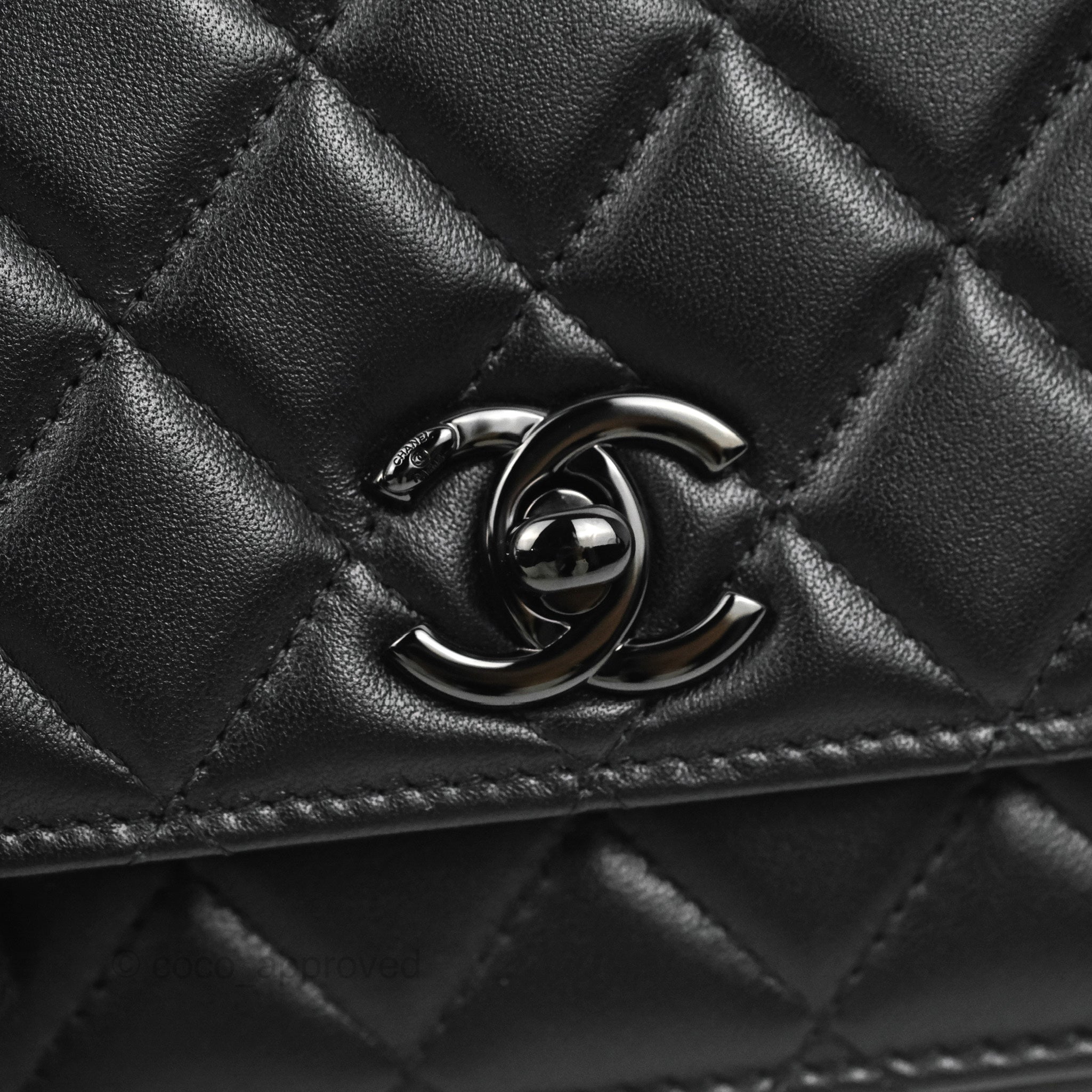 Chanel 22B Trendy CC mini woc 6” so black มันว้าวมาก #chanel #22b #woc  #walletonchain #review 