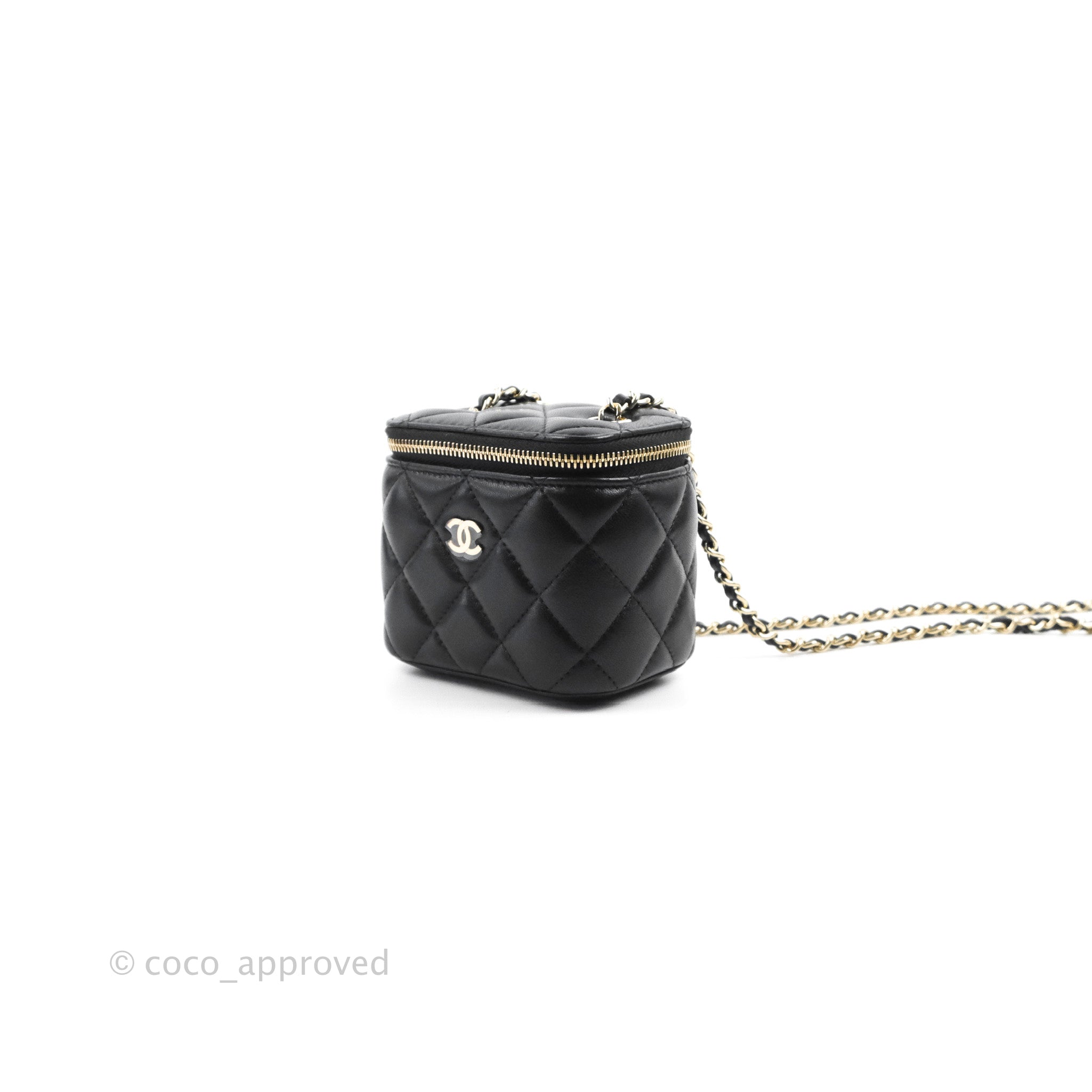 Chanel Kiss Lock Mini Vanity Pink Lambskin Gold Hardware – Coco Approved  Studio