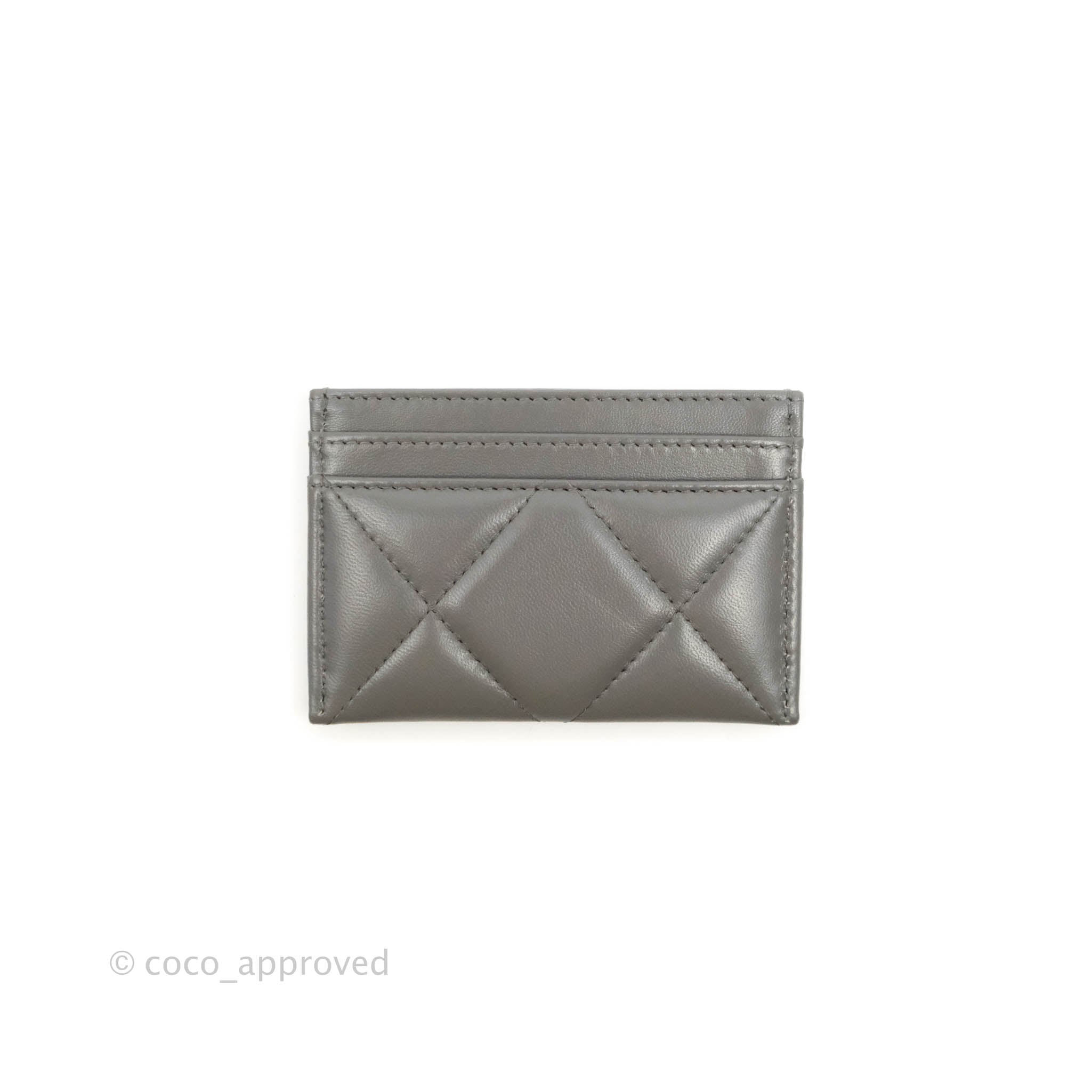 CHANEL Lambskin Quilted Chanel 19 Card Holder Grey 935133