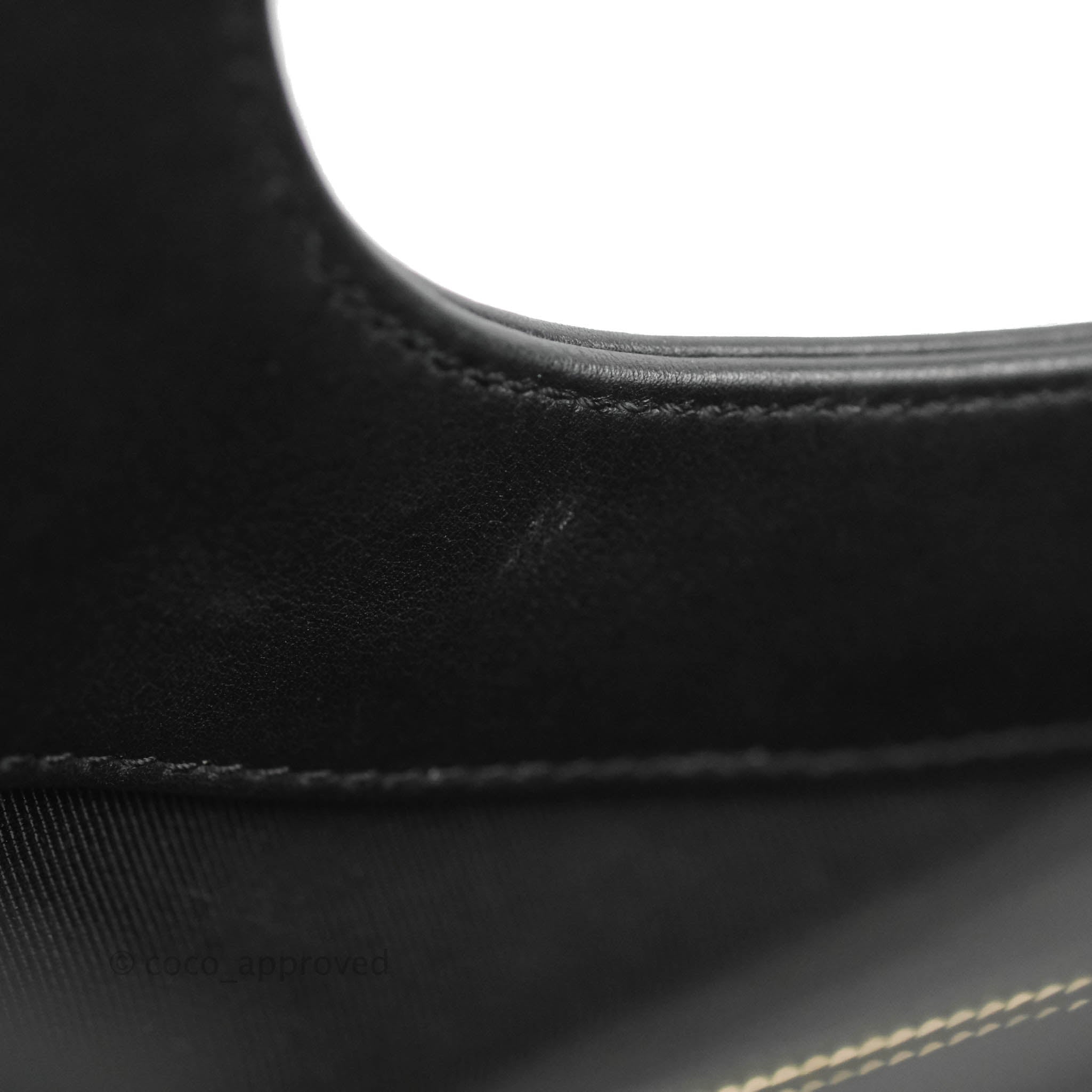 Chanel 31 large shopping bag , Shiny crumpled calfskin & gold-tone metal,  black — Fashion