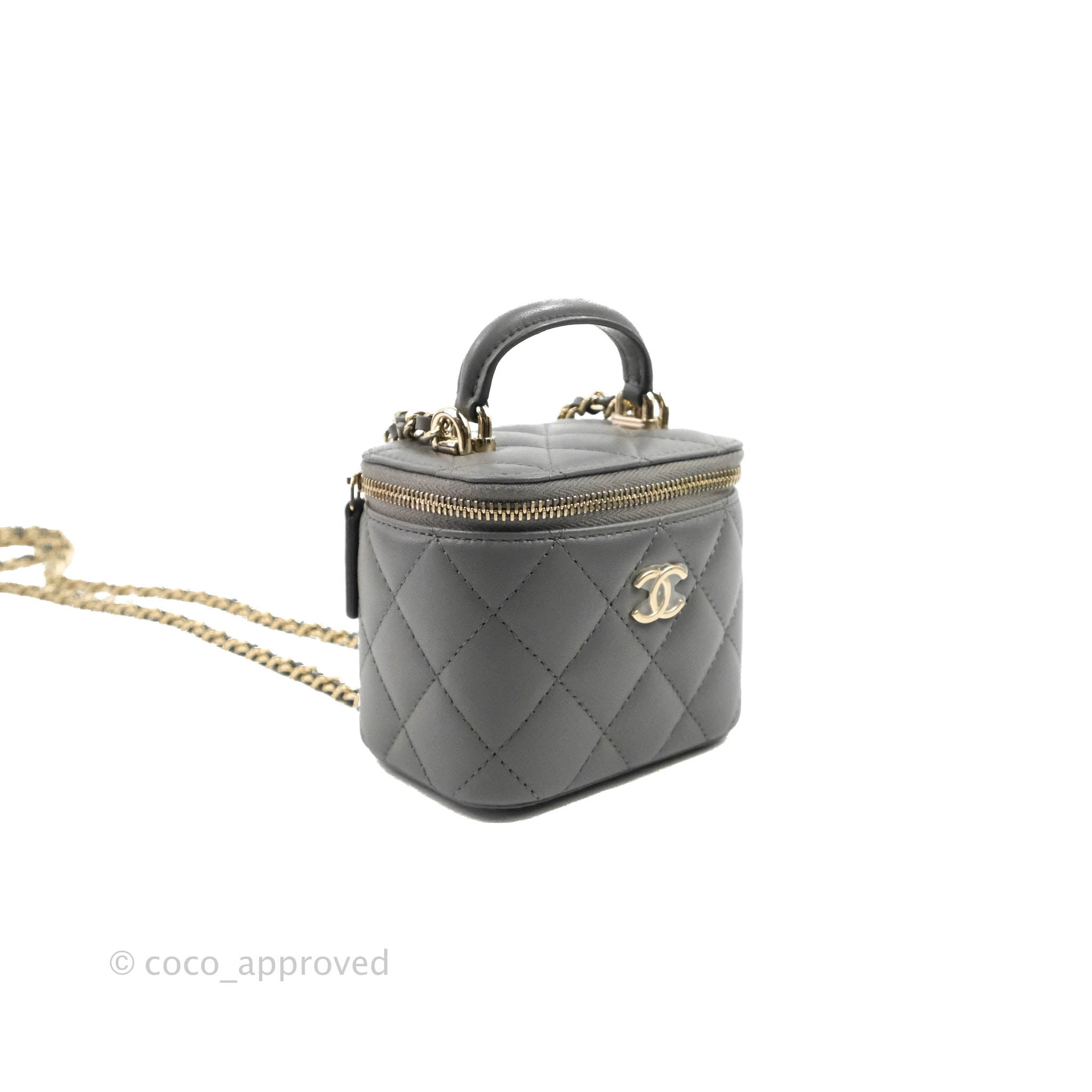 BRAND NEW ! Chanel Black Lambskin Metal Top Handle Small Vanity with Chain  Gold Hardware Crossbody Bag (J0046KN9) - The Attic Place