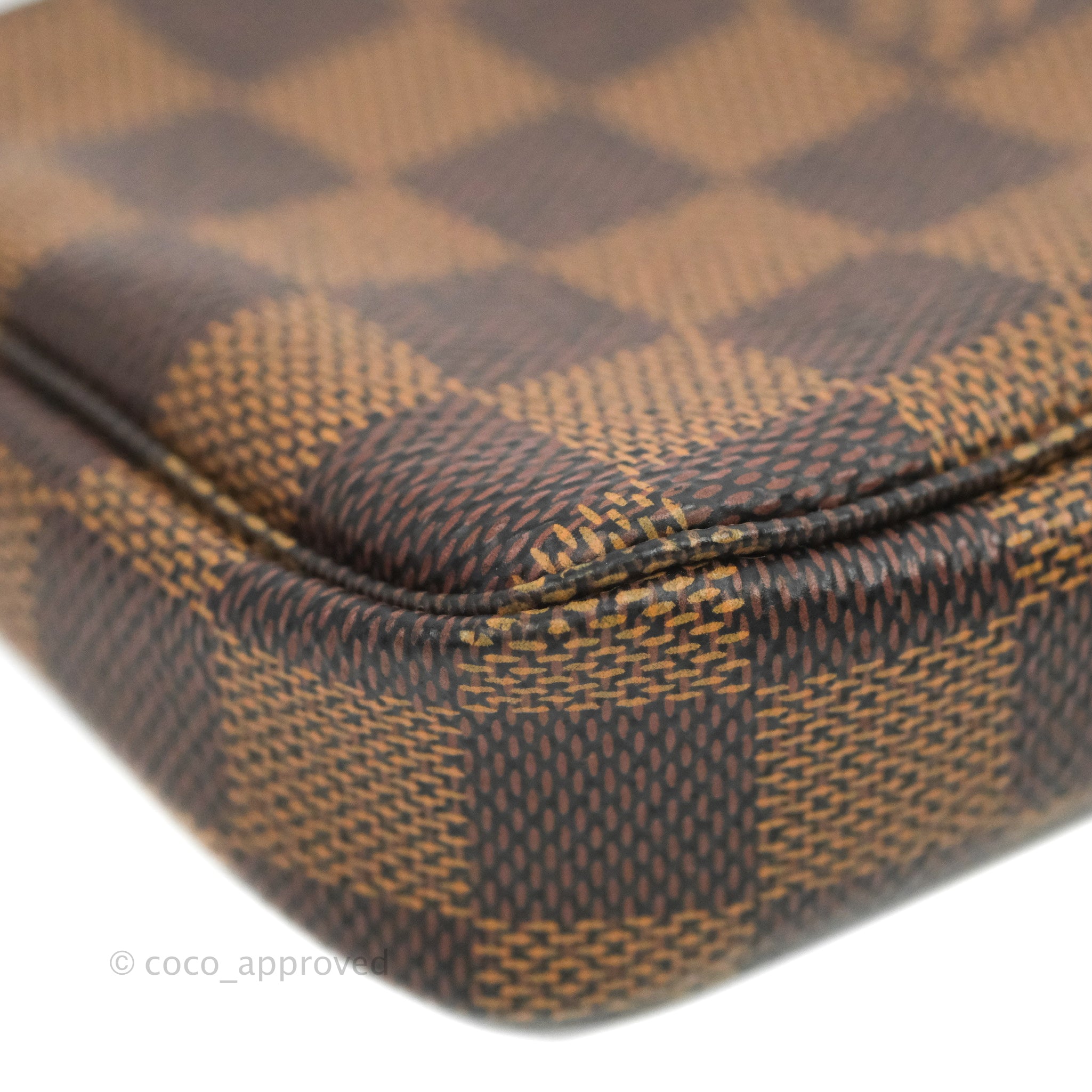 Louis Vuitton Damier Ebene Mini Pochette Accessories – Coco Approved Studio