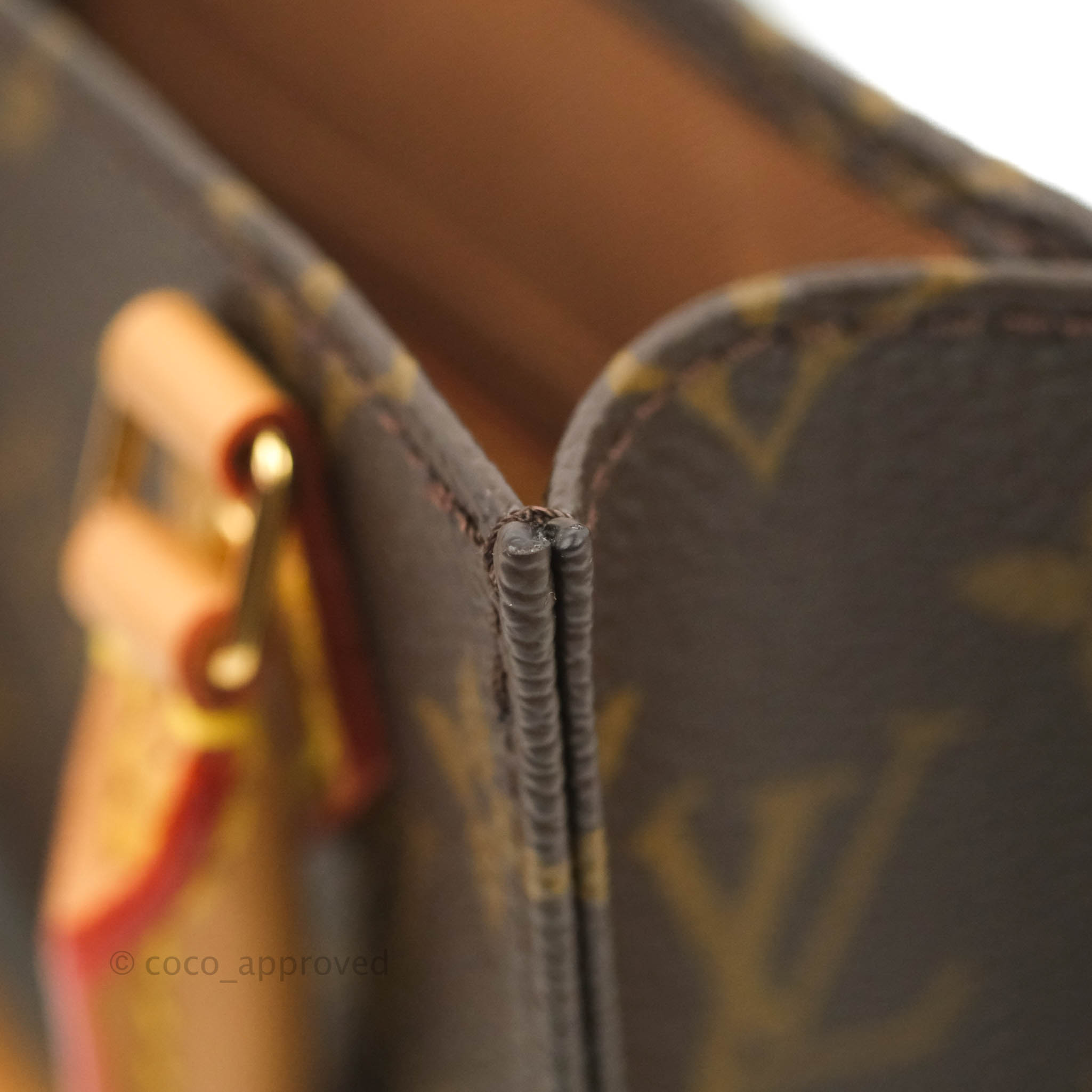 Louis Vuitton Sac Plat Zipper Tote