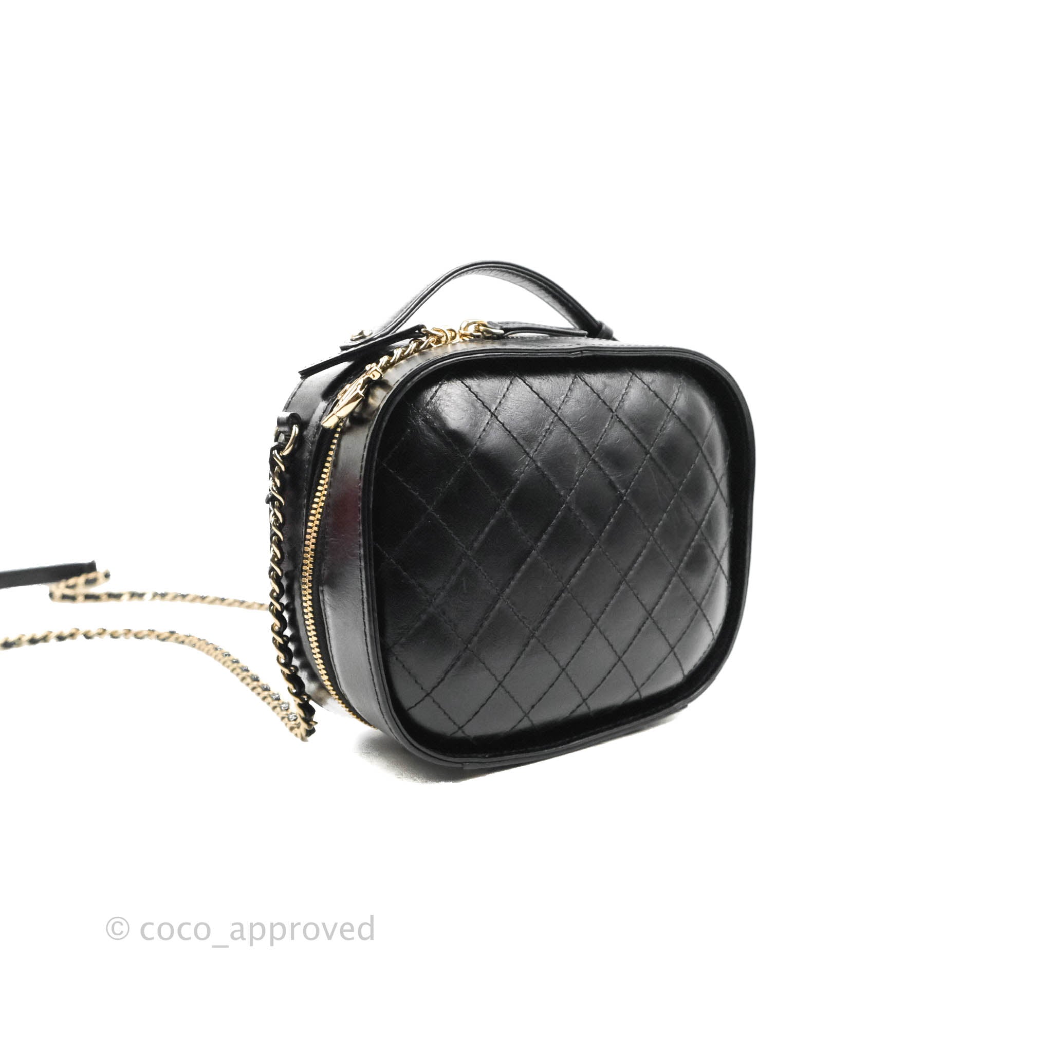 Chanel Small Round Vanity Case Bag Black Crumpled Calfskin 19C