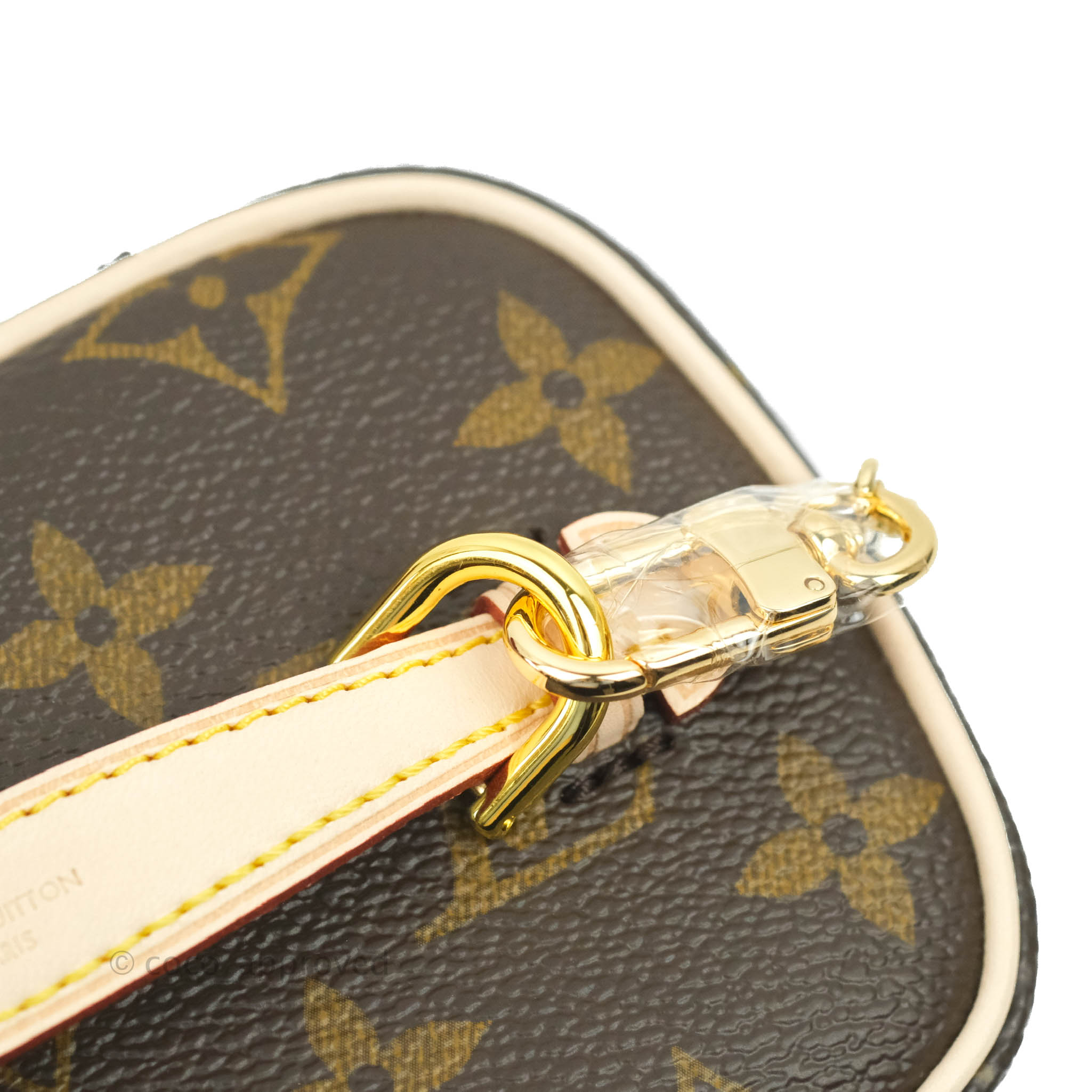 Nice nano Louis Vuitton Brown Leather Cloth ref.677917 - Joli Closet