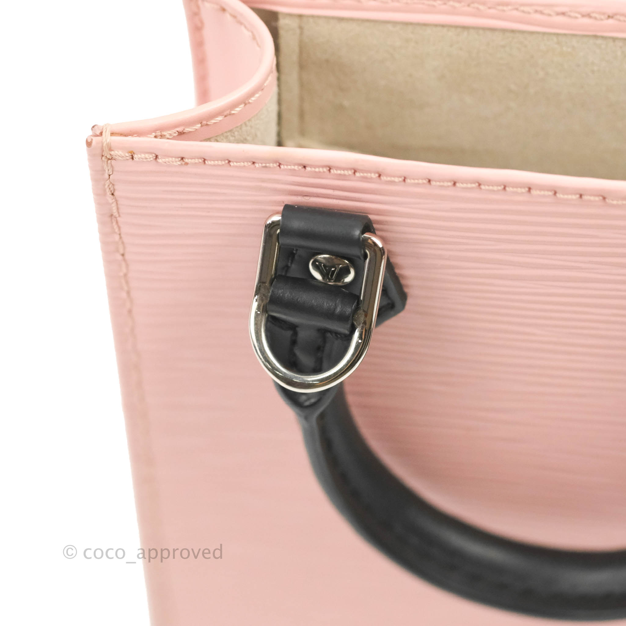 Sac plat PM Epi Leather - Handbags