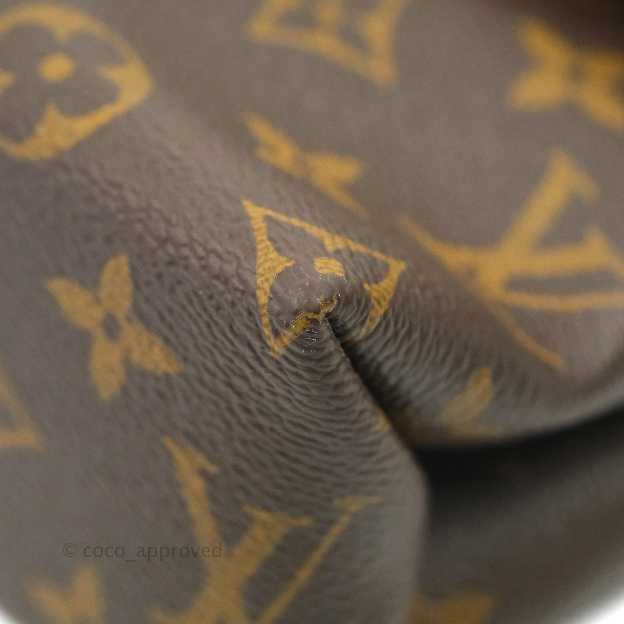 Saint Jacques Louis Vuitton Saint Placide Black Leather ref.462023 - Joli  Closet