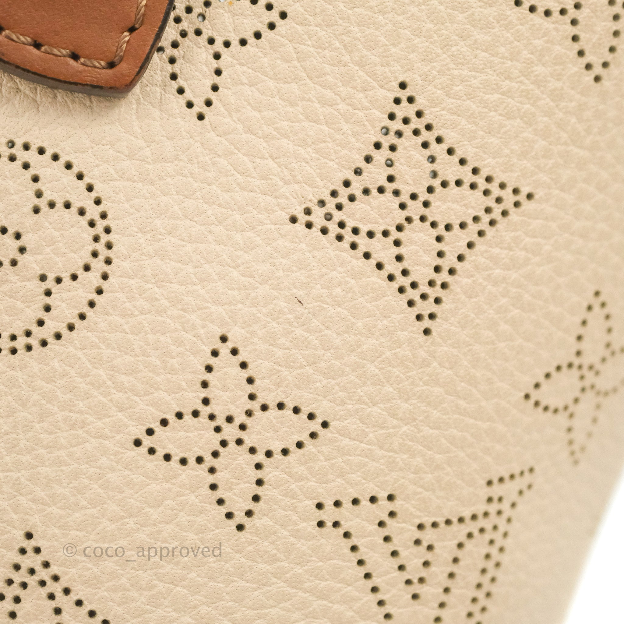 Louis Vuitton Hina PM Monogram Cream, 名牌, 手袋及銀包- Carousell