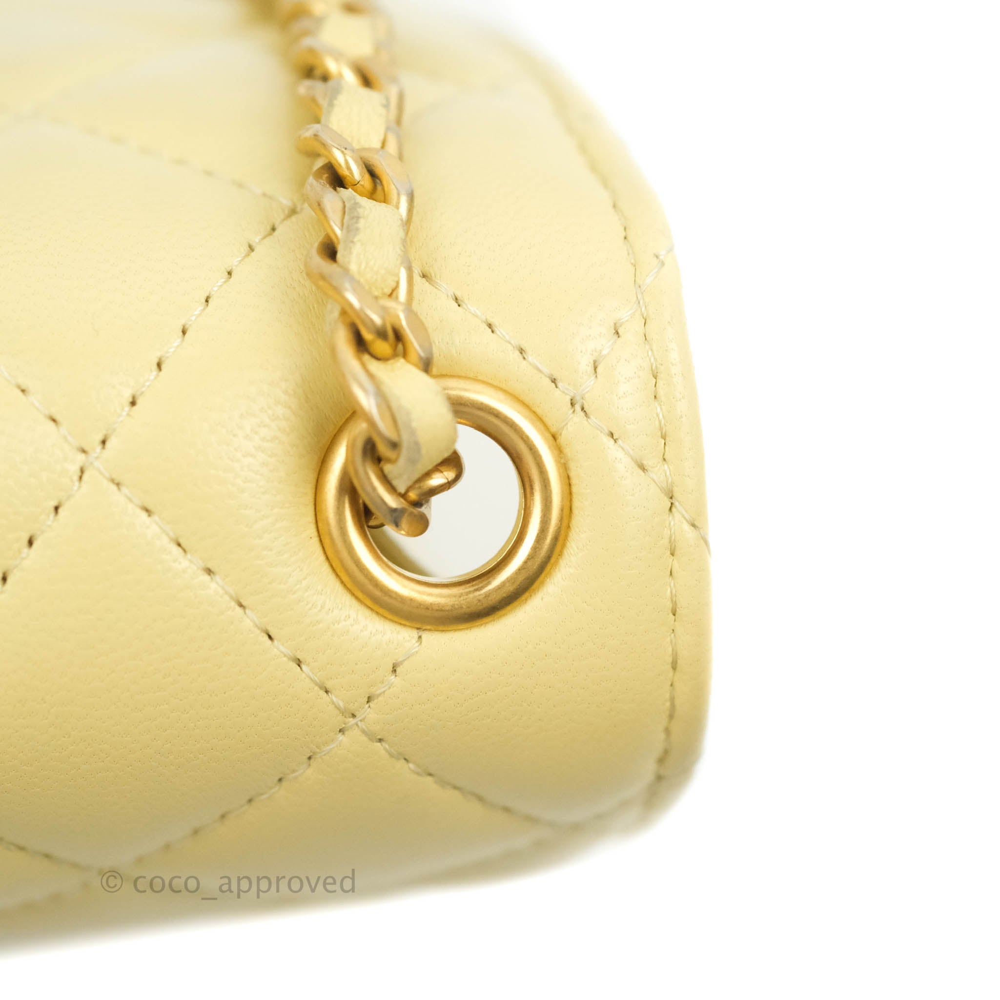 Chanel Quilted Pearl Crush Phone Holder With Chain Yellow Lambskin – Coco  Approved Studio