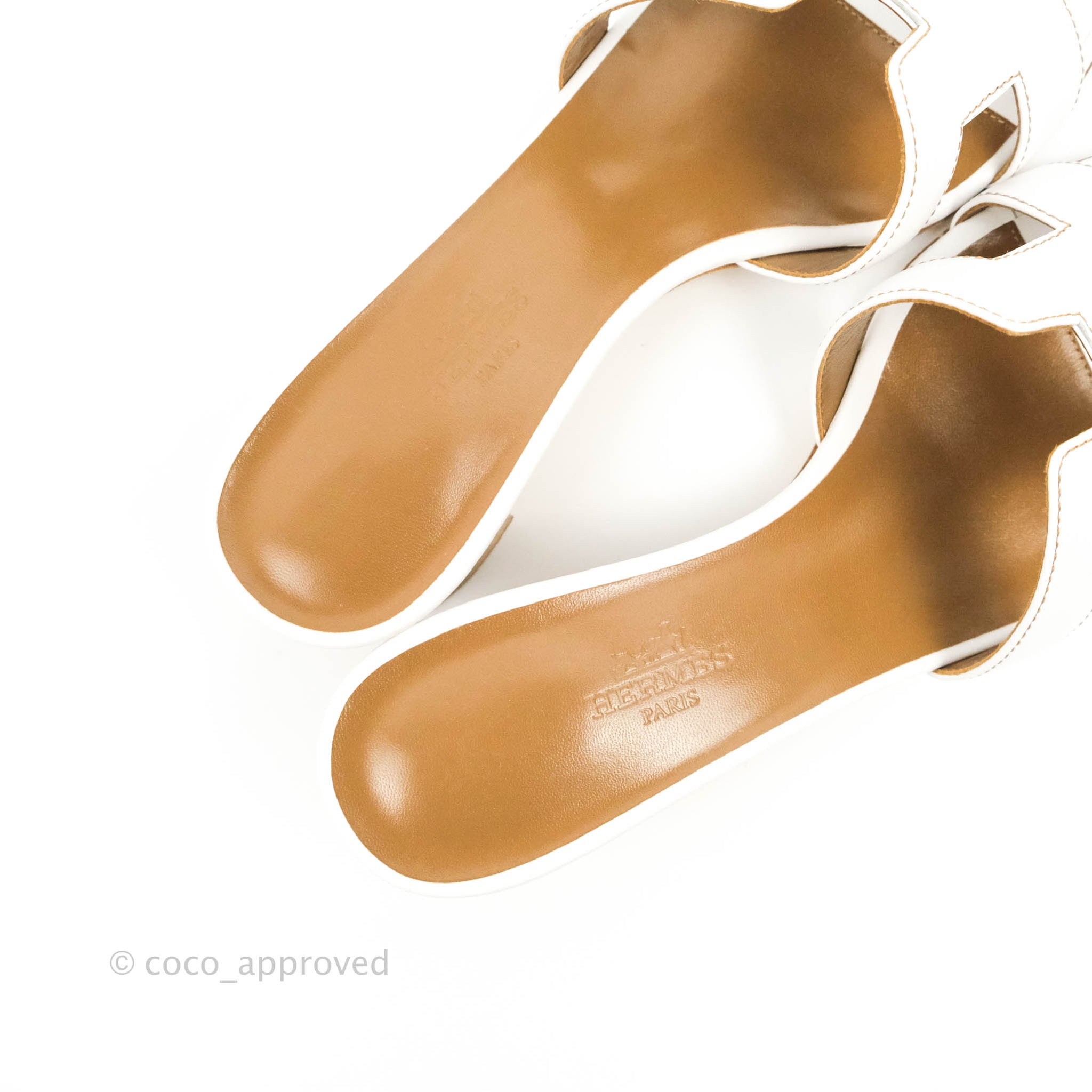 Hermes Oasis Sandal in White Size 36.5 – Coco Approved Studio