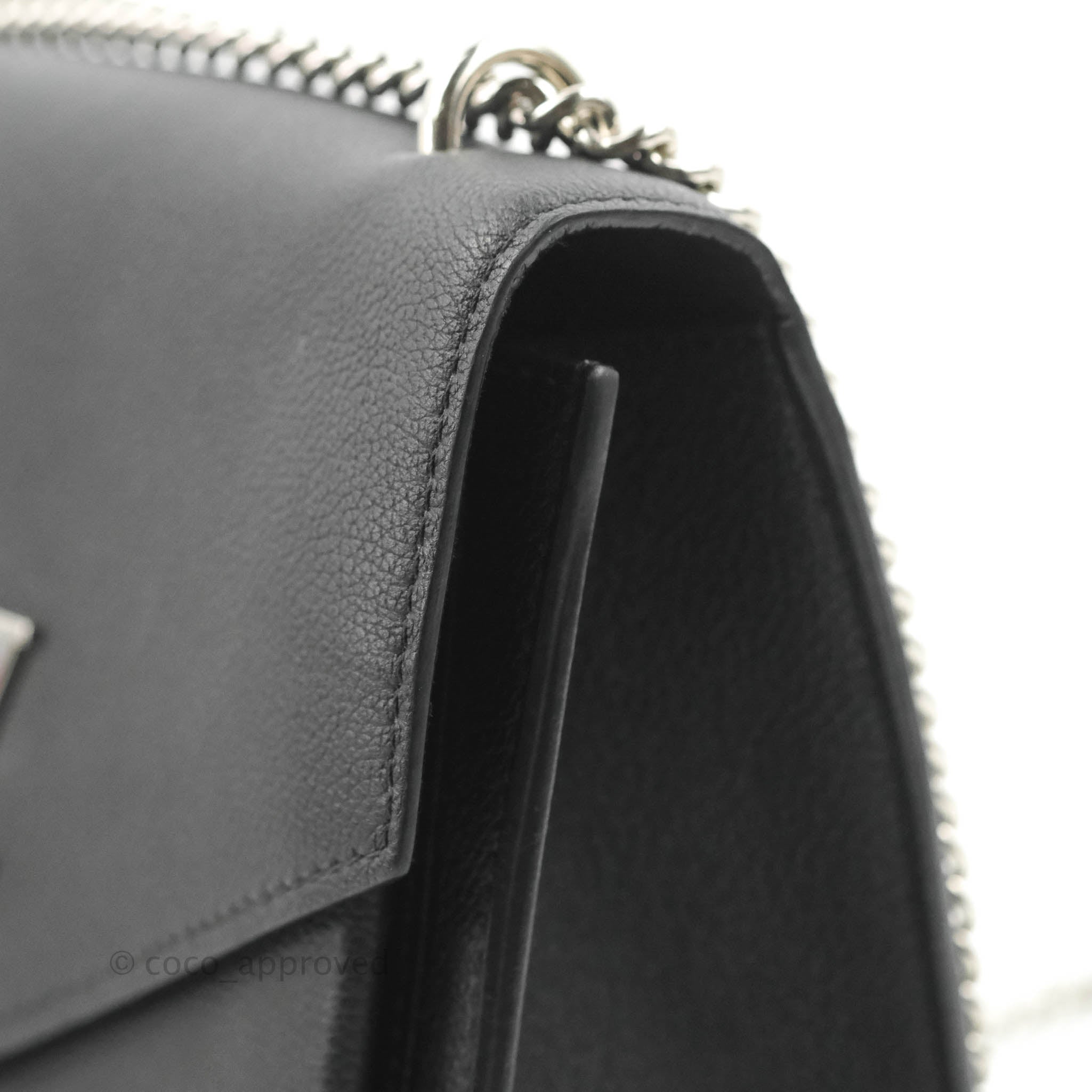 Louis Vuitton Mylockme BB Bag (RRP £2460) in 2023