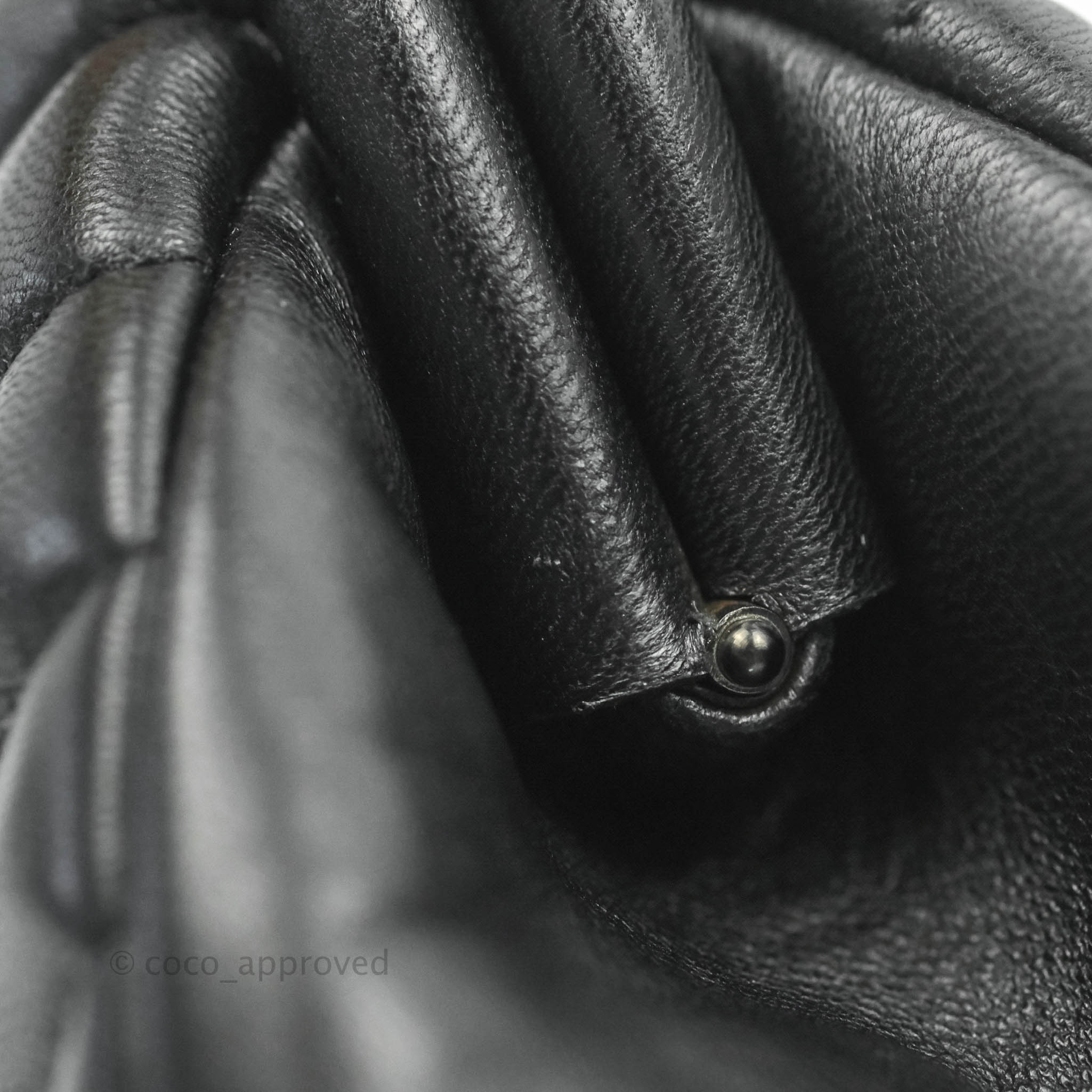 Chanel Chevron Timeless Kisslock Clutch So Black Lambskin 15S – Coco  Approved Studio