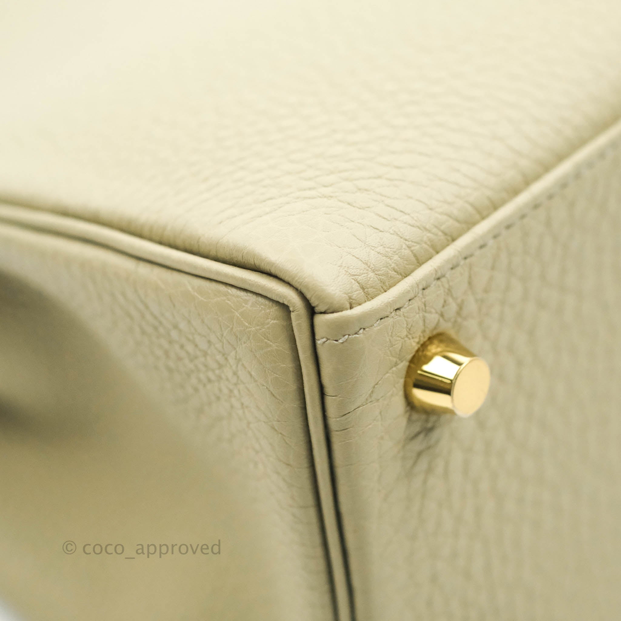 ✨ Hermès 25cm Kelly Retourne Gold Togo Leather Gold Hardware