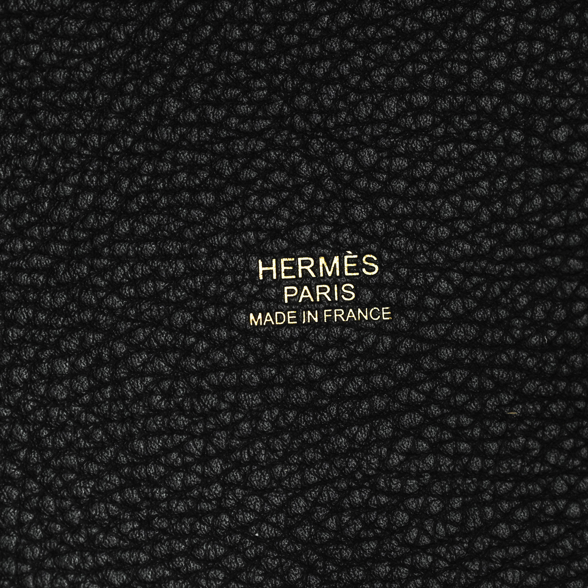 Picotin 18 Gold on Gold. 😁 Beautiful Wednesday everyone!! #hermes  #hermesbag #hermesorangebox #hermessandals #hermesbelt #hermescontance …