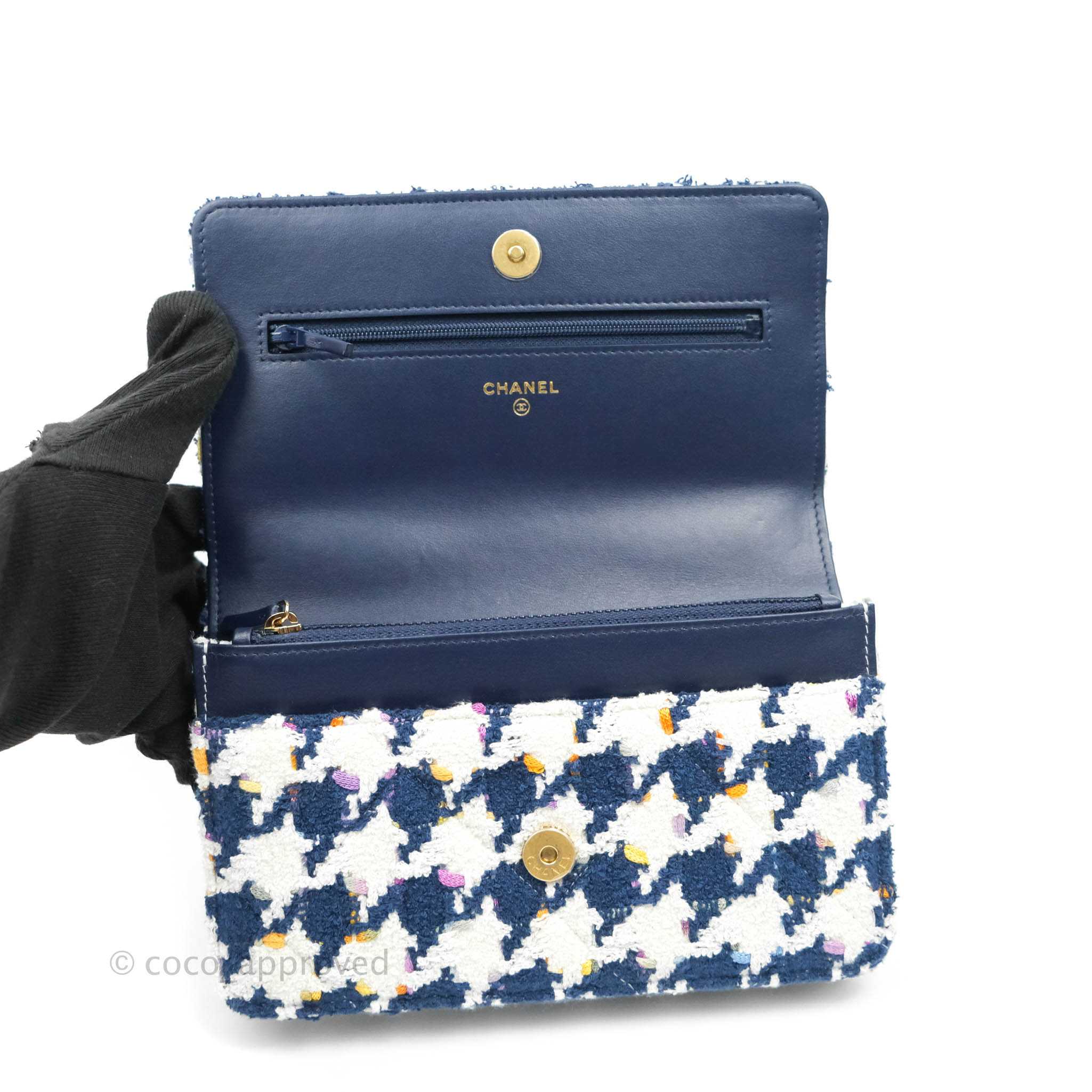 Chanel 19 Wallet On Chain WOC Quilted Houndstooth Tweed Blue White