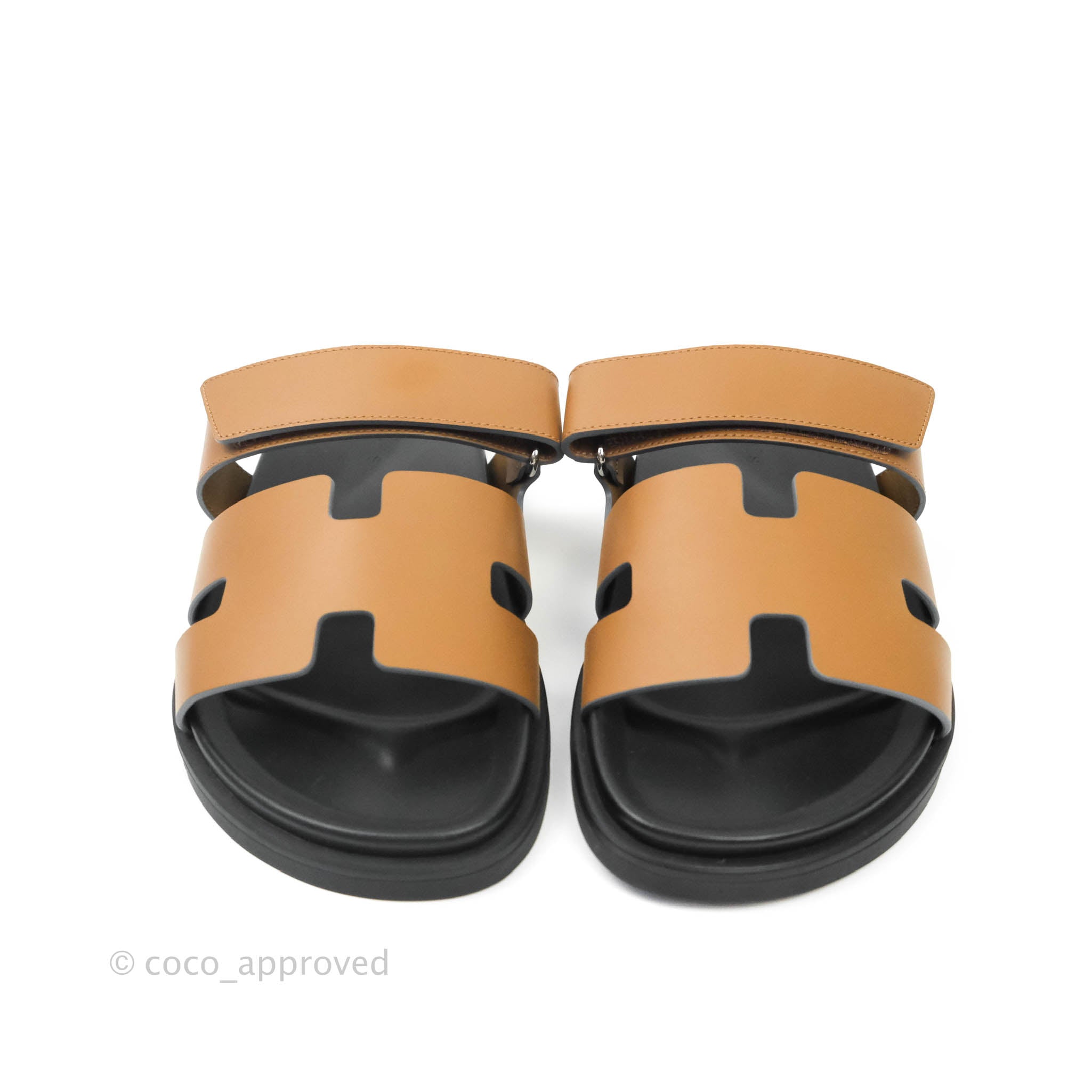 Hermès Chypre Sandals in Gold Size 37 – Coco Approved Studio