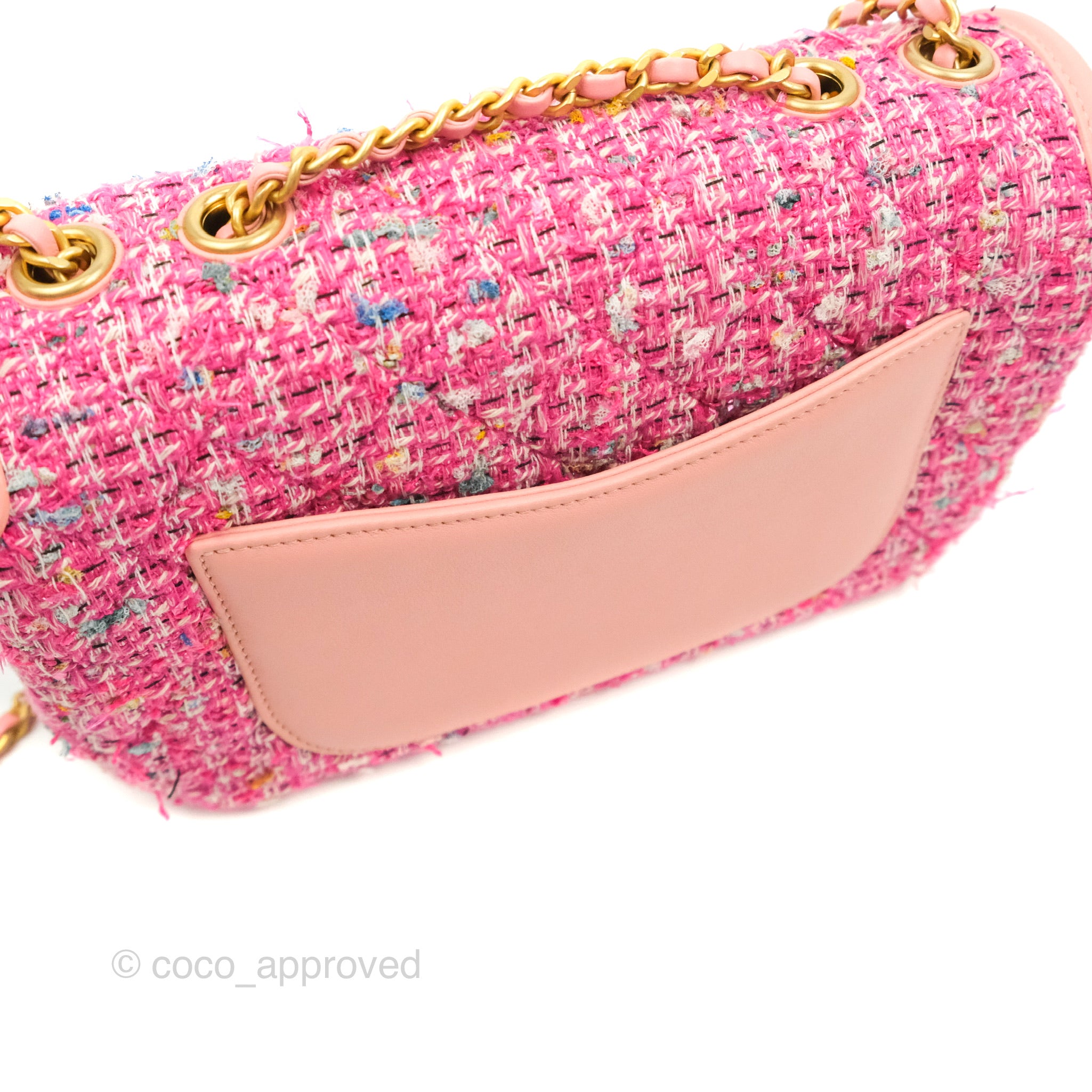 Chanel Quilted Small CC Filigree Flap Pink Tweed – Coco Approved