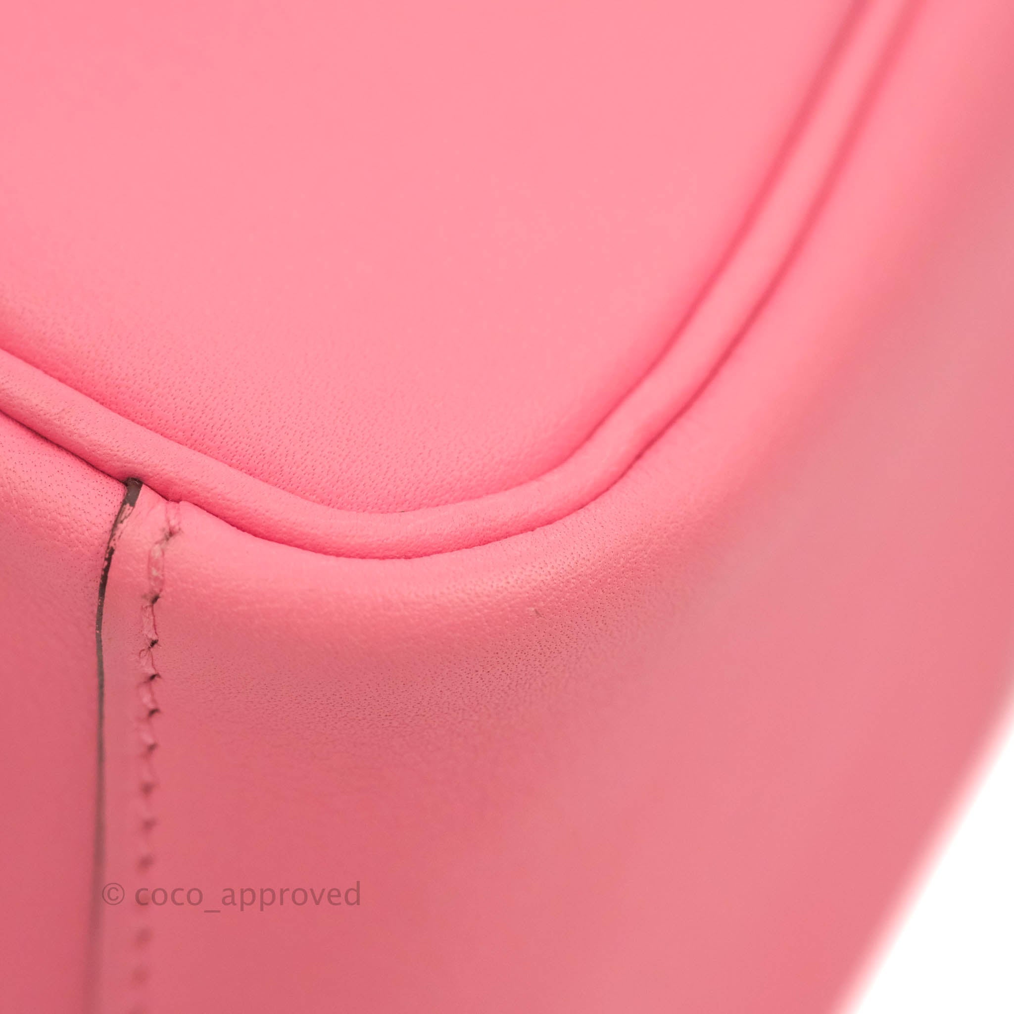 Hermès Mini Lindy 20 Nata Sesame Swift Palladium Hardware – Coco Approved  Studio