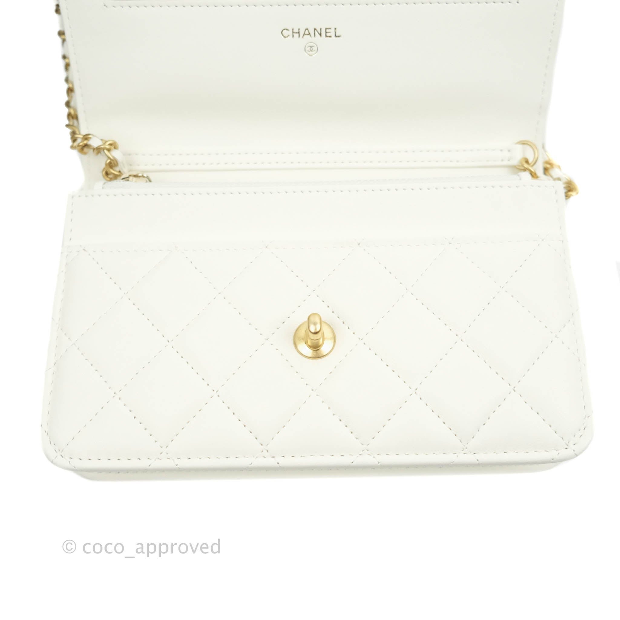 No3308Chanel Pearl Crush Wallet On Chain Brand New  全新  Gallery Luxe