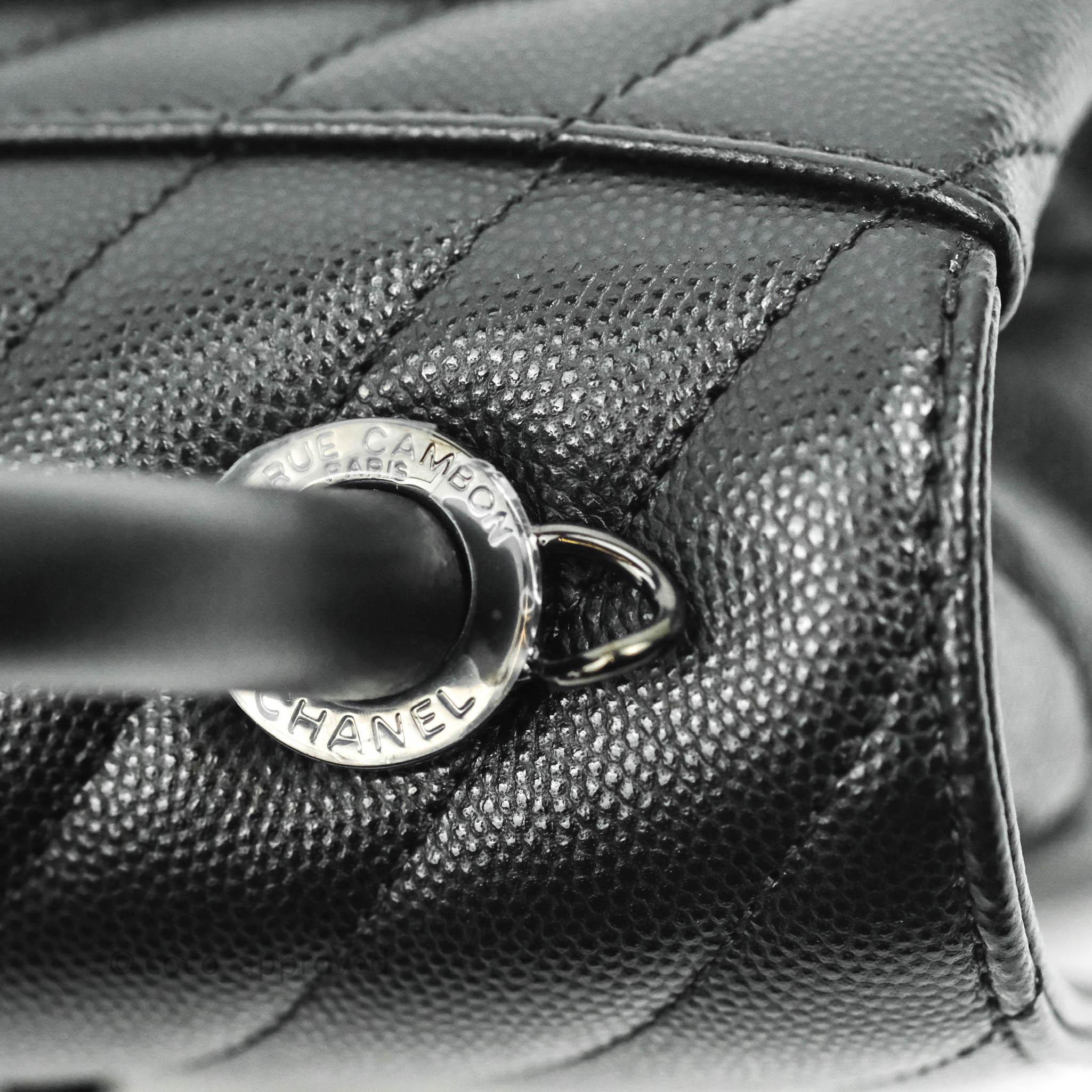 Preloved Chanel Black n Gold Classic Flap Bag Small – allprelovedonly
