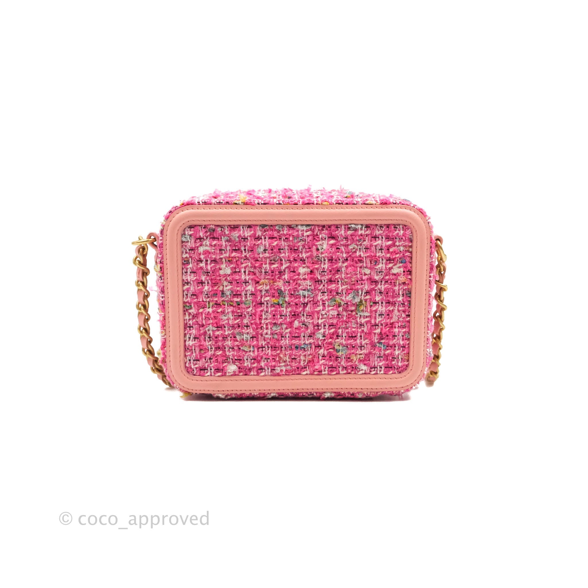 Chanel CC Filigree Vanity Clutch With Chain Pink Tweed – Coco Approved  Studio