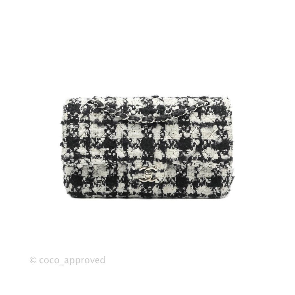 Chanel Quilted M/L Medium Double Flap Black White Tweed Silver Hardware