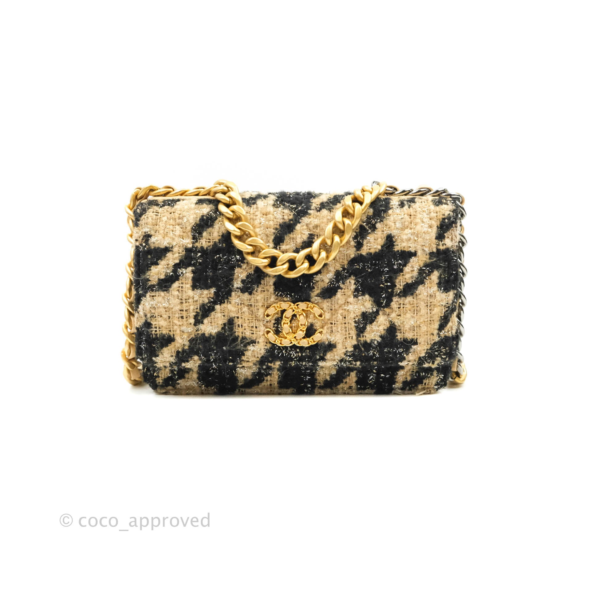 Chanel 19 Houndstooth Tweed WOC With Coin Purse ○ Labellov ○ Buy and Sell  Authentic Luxury
