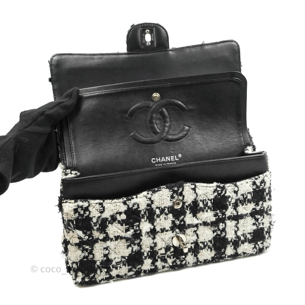 Chanel Quilted M/L Medium Double Flap Black White Tweed Silver Hardware