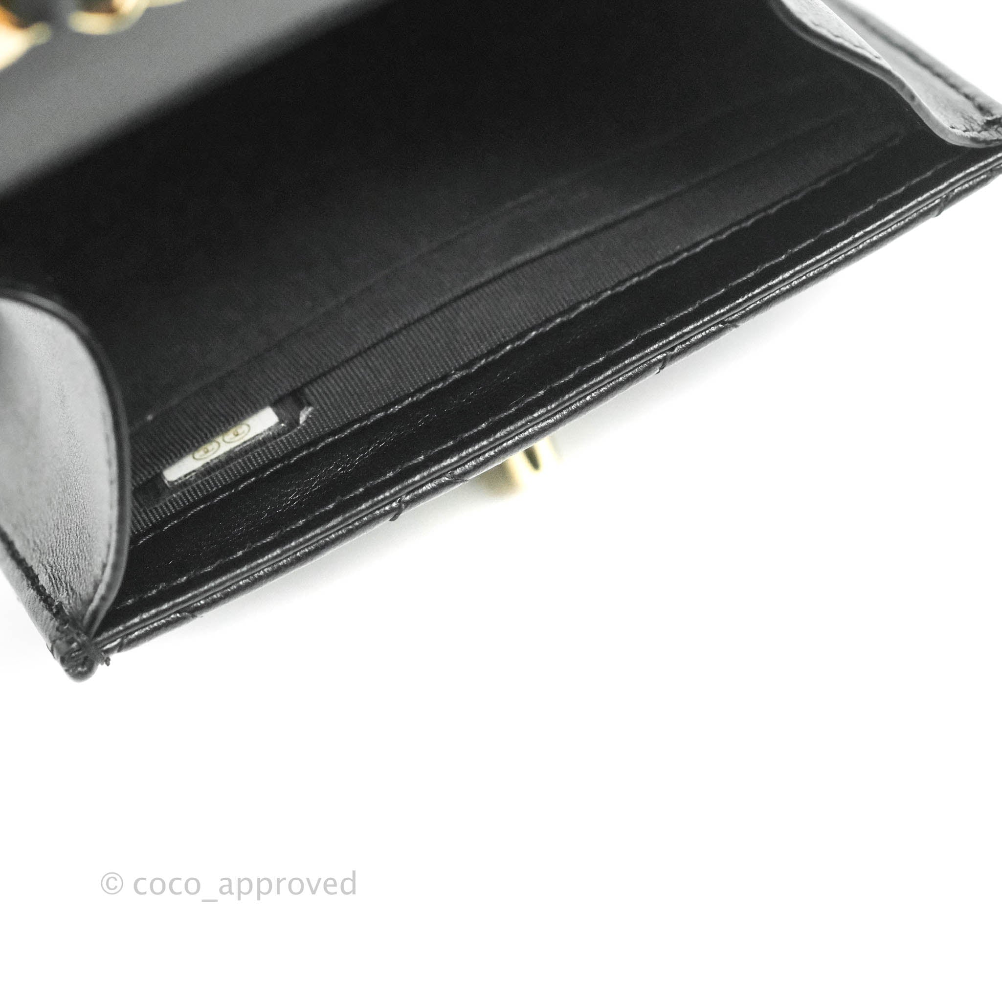 NWT Chanel CC Logo Plexiglass Black Makeup Compact Minaudière Chain Clutch  Bag