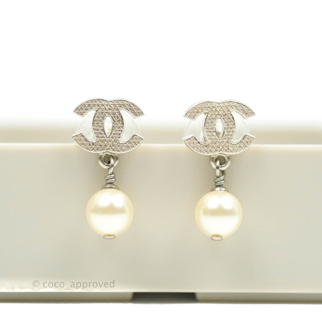Chanel CC Pearl Drop Earrings Silver Tone 12W