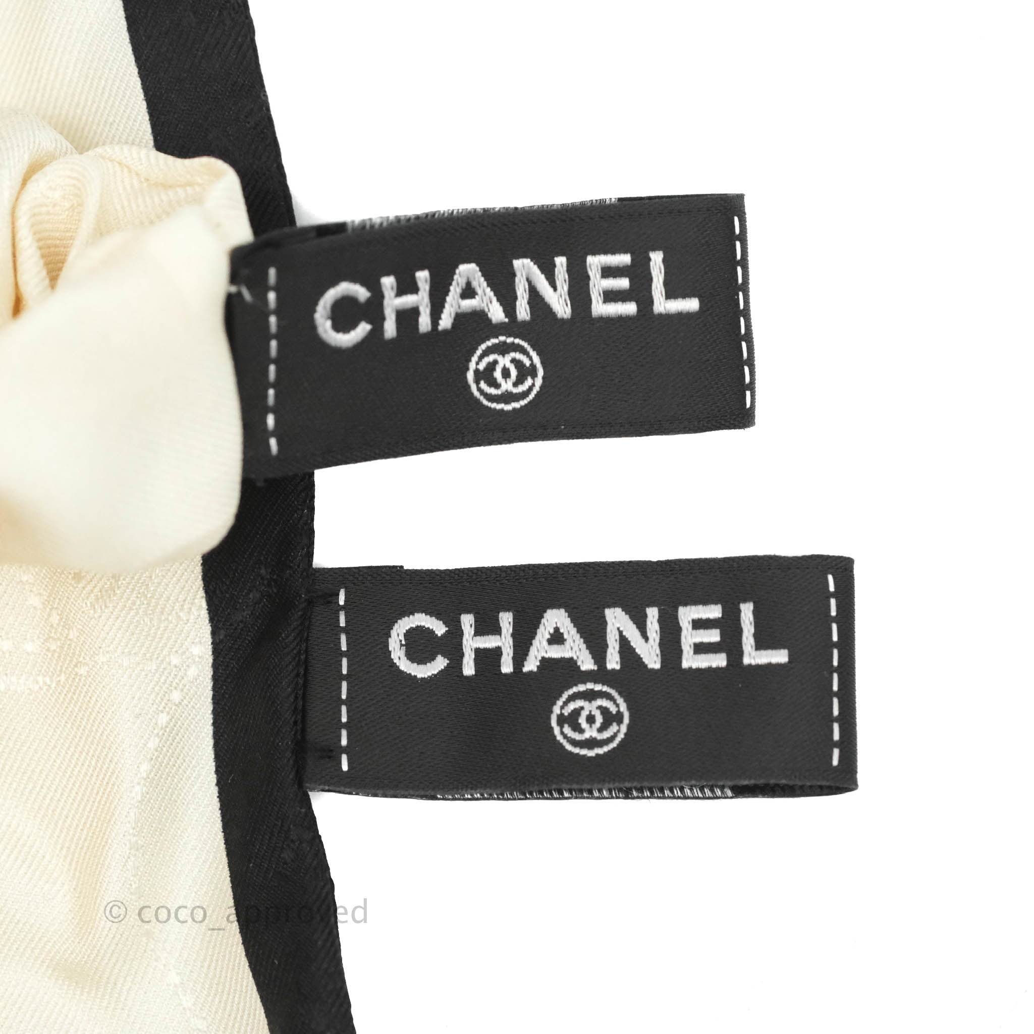Chanel Hair accessories Black Golden Silk ref.154106 - Joli Closet