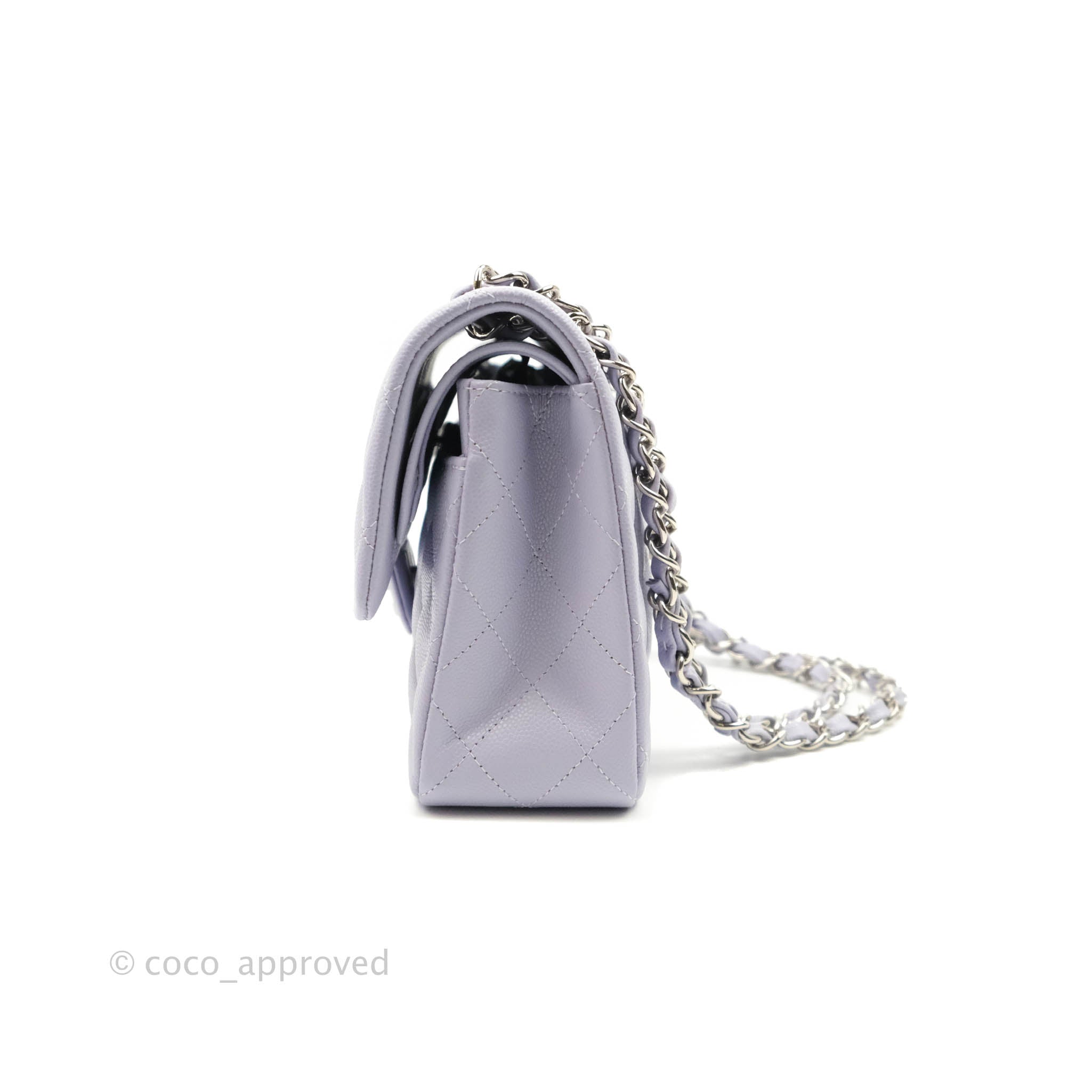 Chanel 22 Small Handbag Shiny Calfskin & Gold-Tone Metal