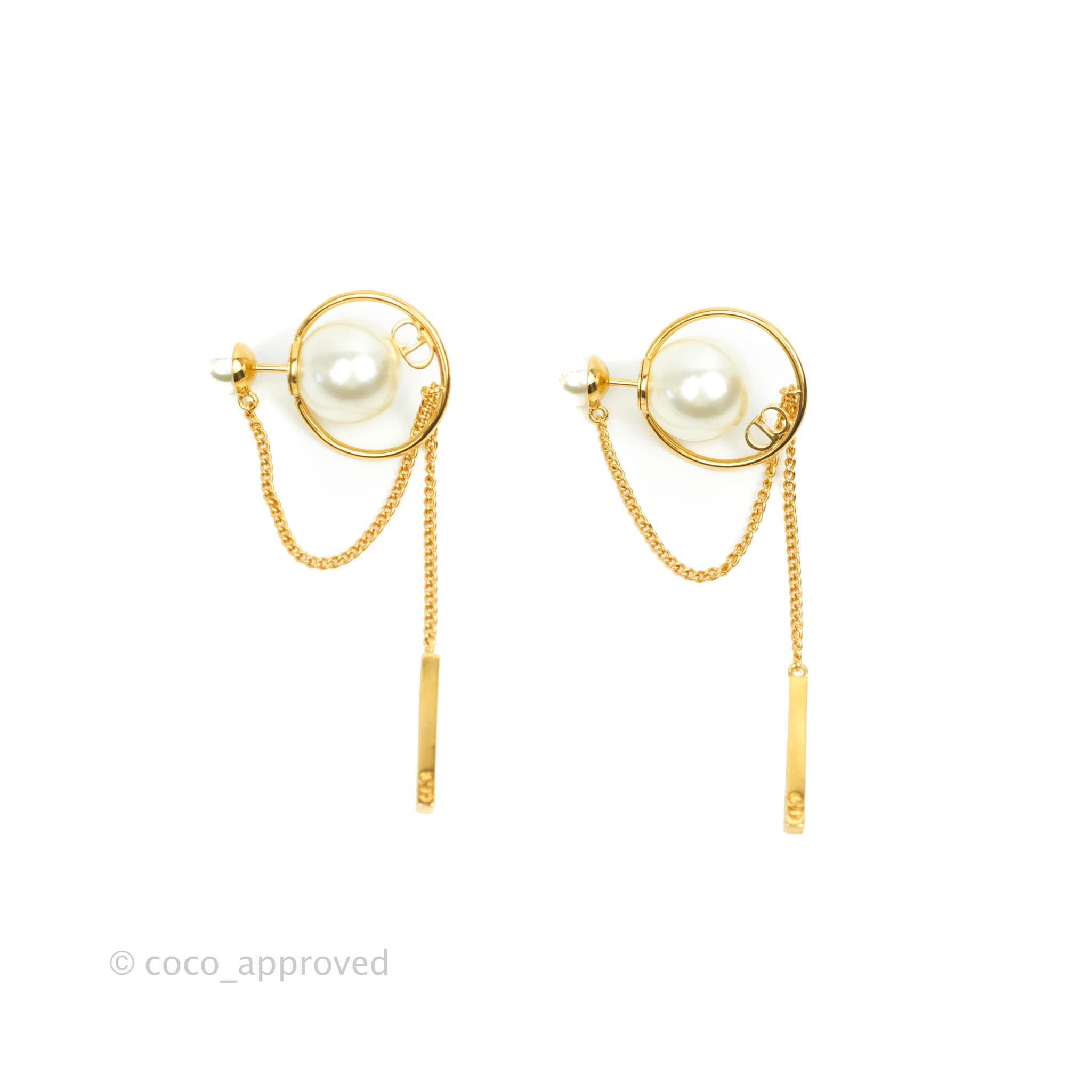 Christian Dior Petit CD Crystal Pearl Drop Earrings Gold Tone – Coco  Approved Studio