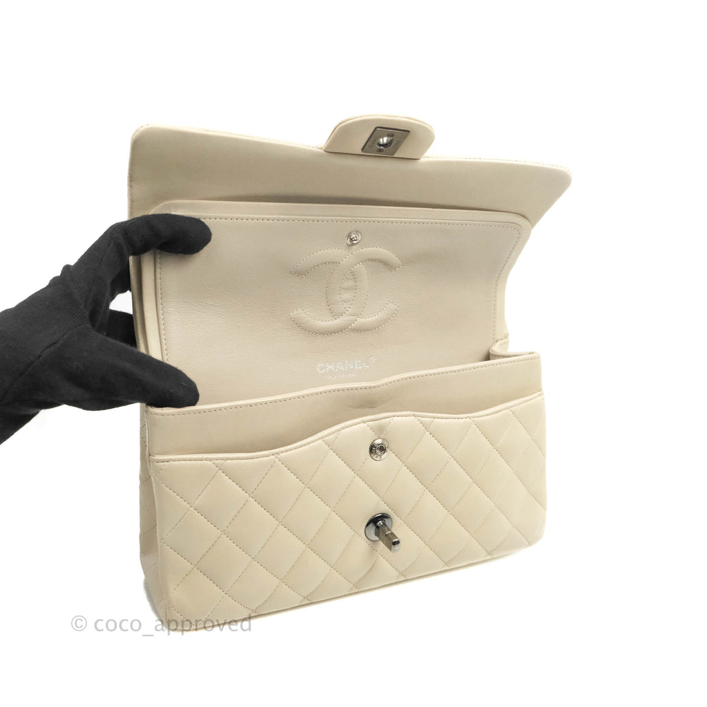 Chanel Classic M/L Medium Double Flap Light Beige Lambskin Gun Metal