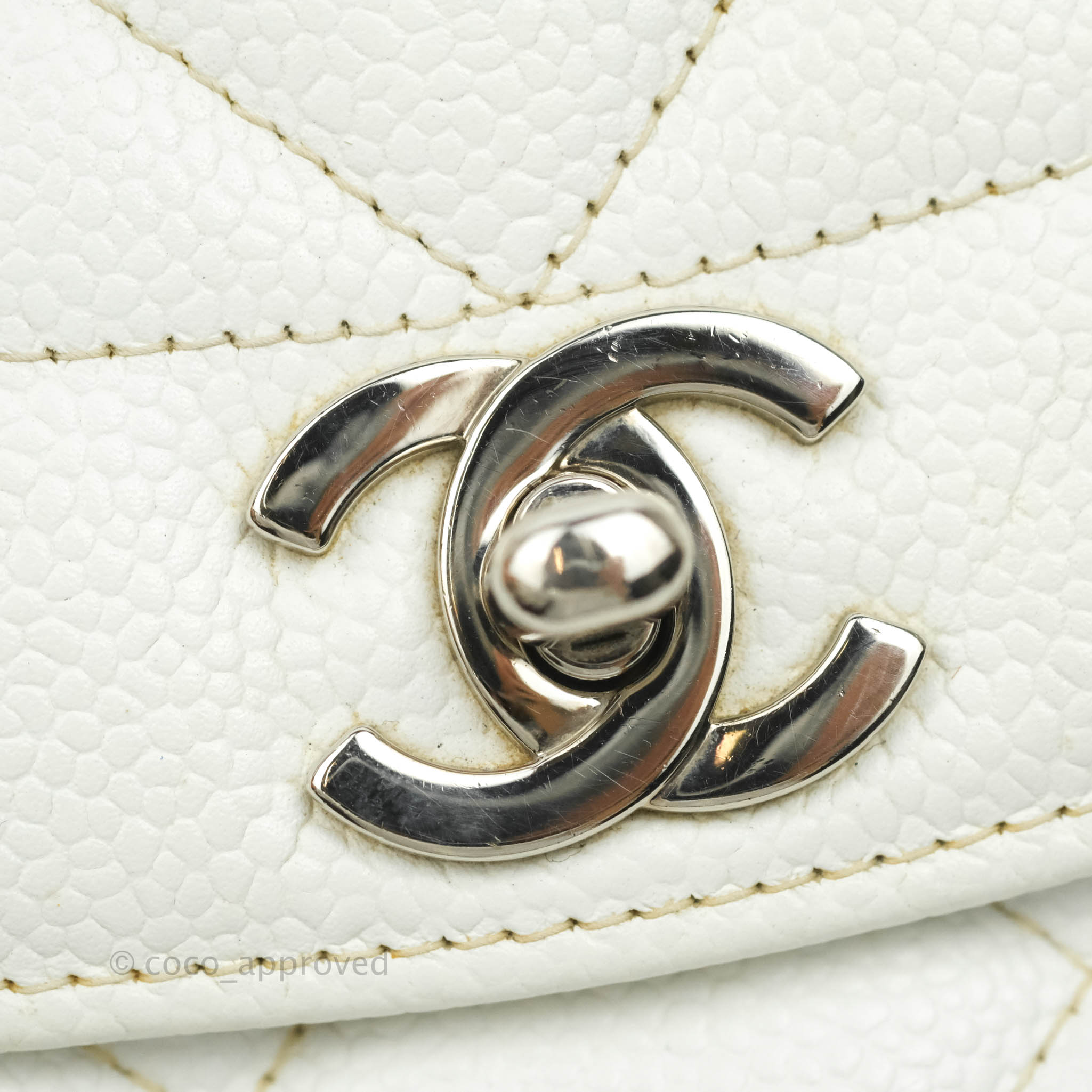 Vintage Chanel Medium Diana Flap Bag Black Caviar Gold Hardware in