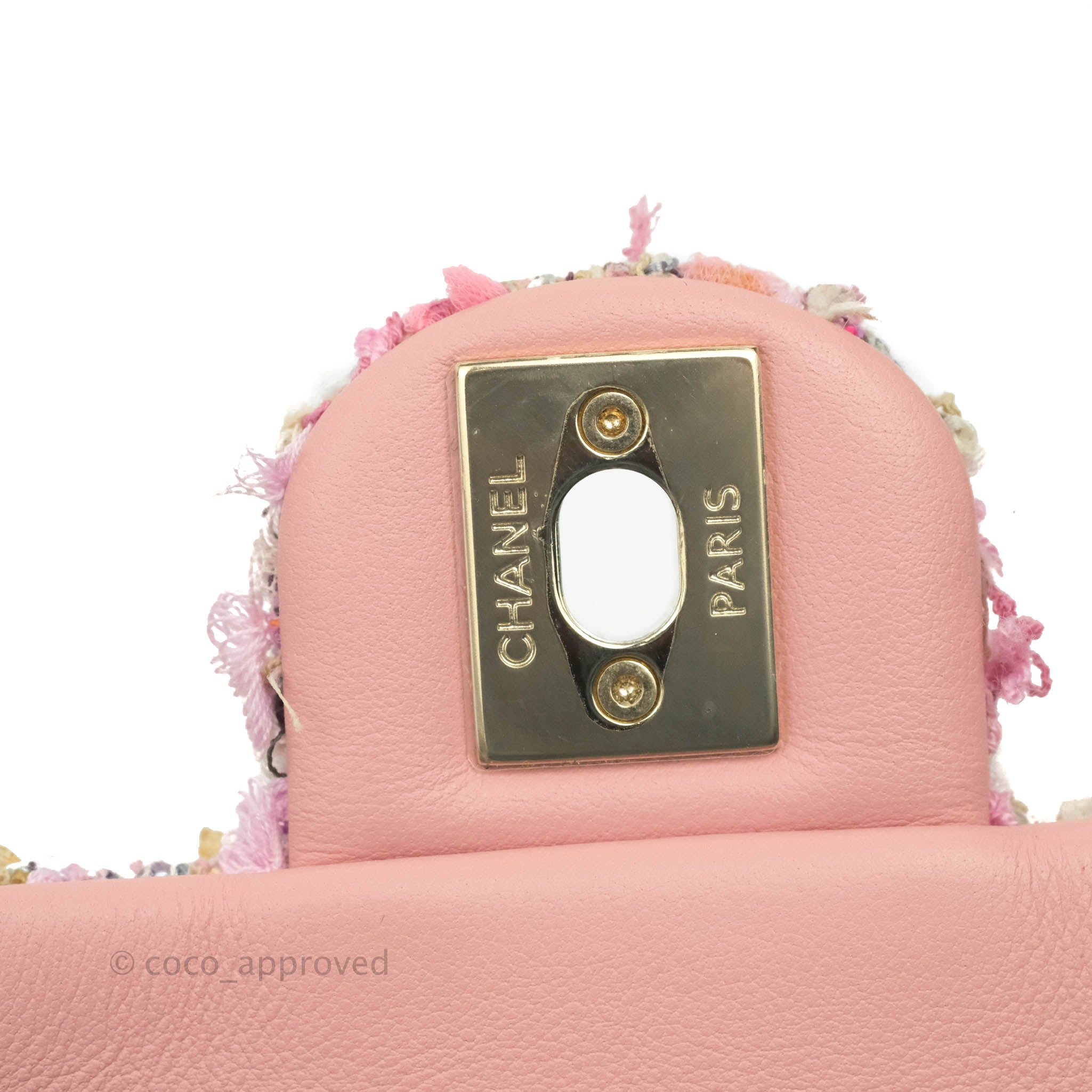 Chanel Small Pink Tweed Flap Bag With Large Pearl Handle Gold Hardware – Coco  Approved Studio