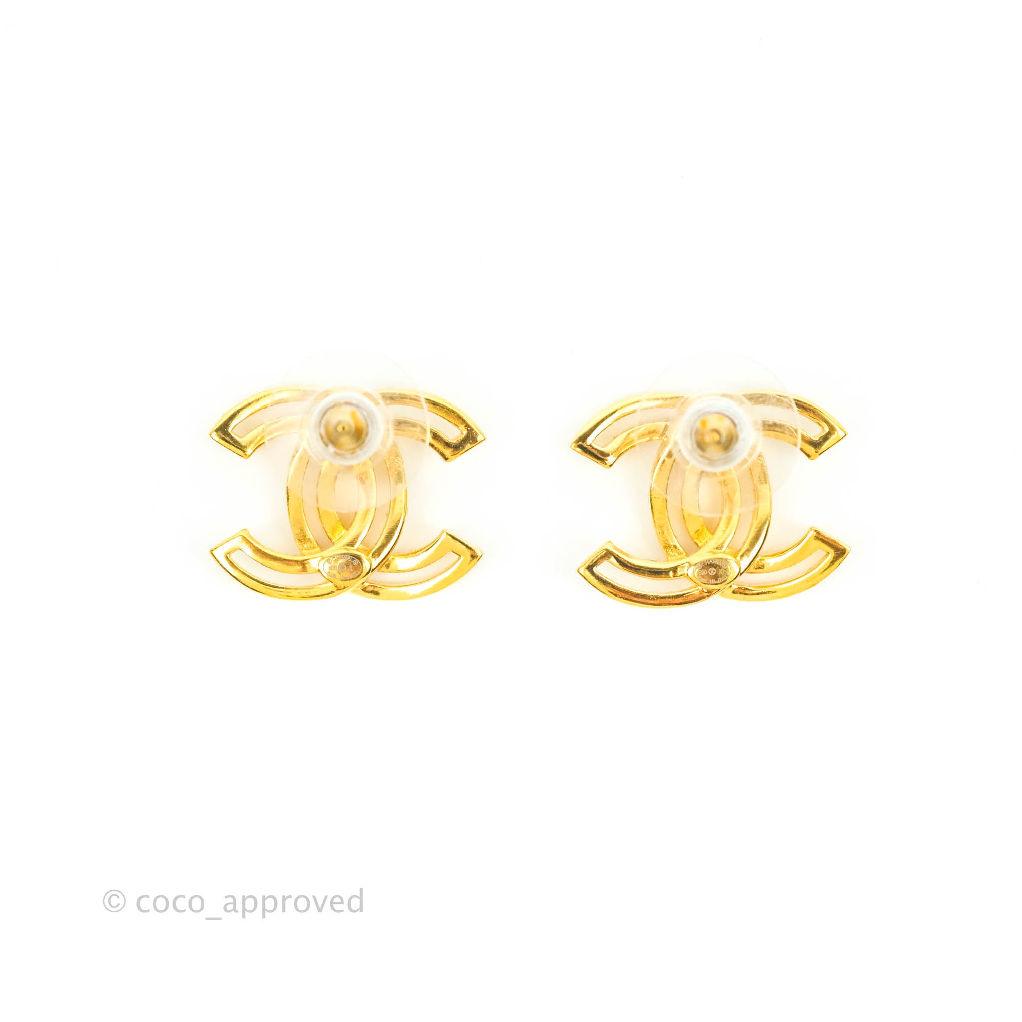 Chanel CC Earrings Gold Tone 20K – Coco Approved Studio